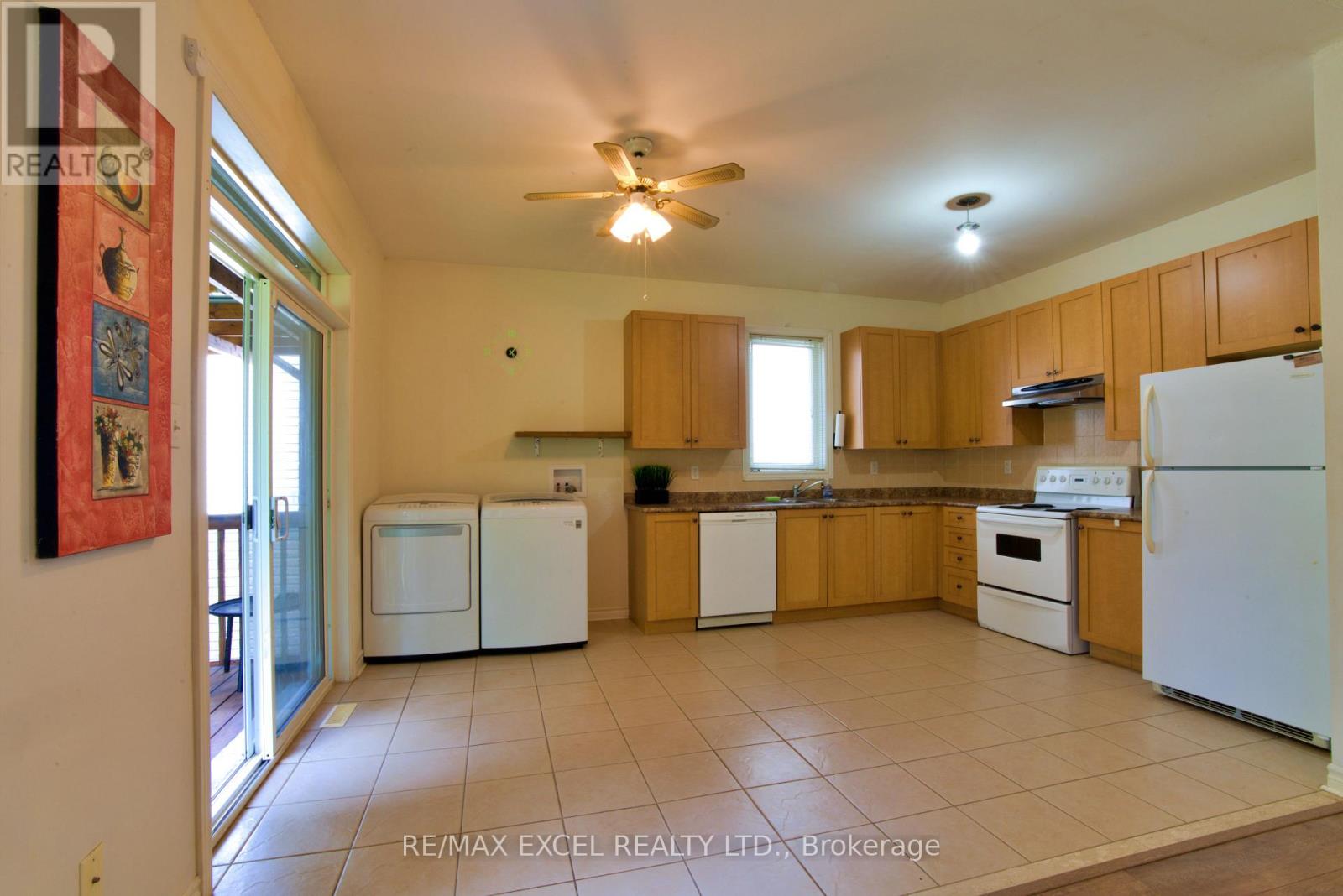 12 Cardinal Way Property Photo 13