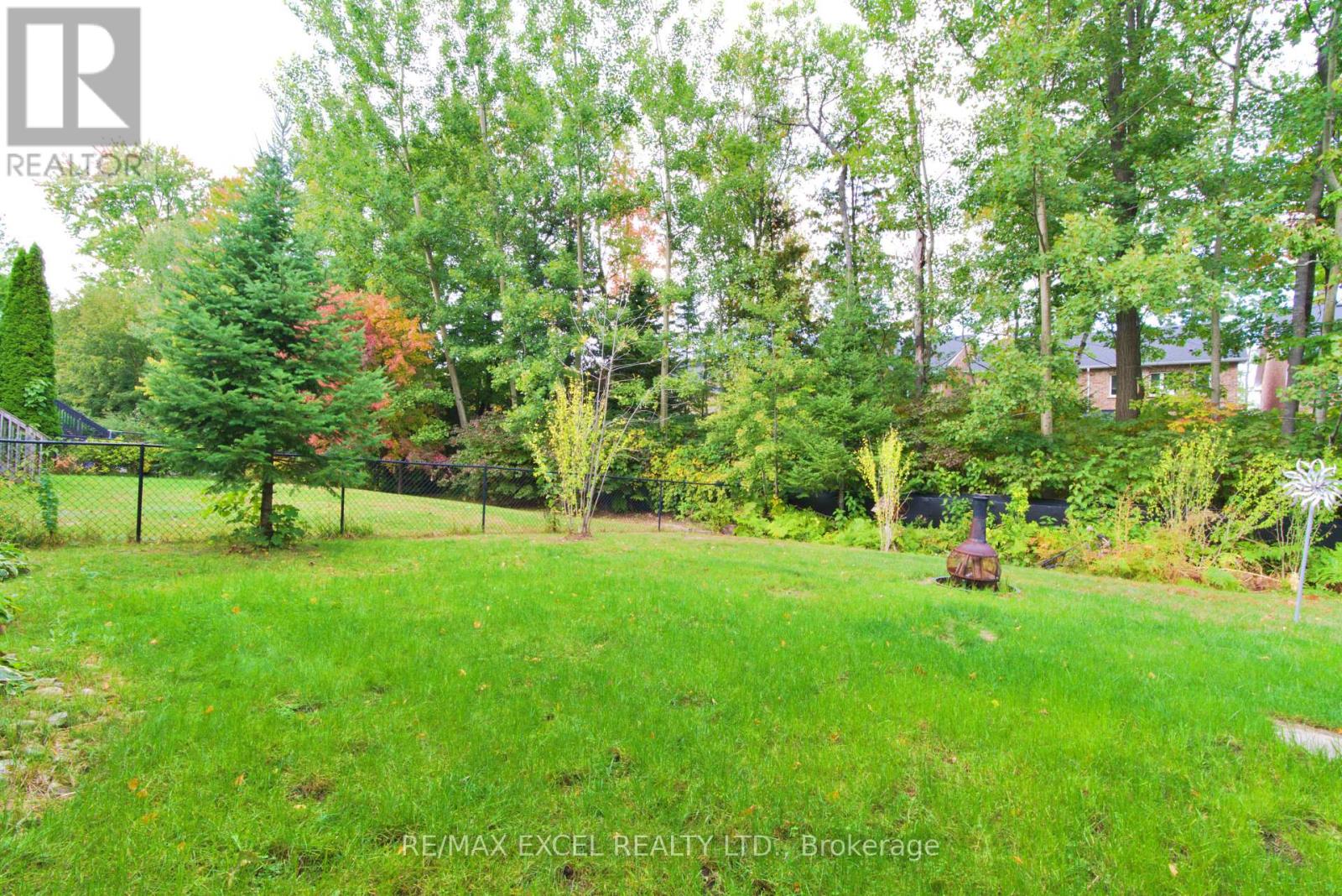 12 Cardinal Way Property Photo 21