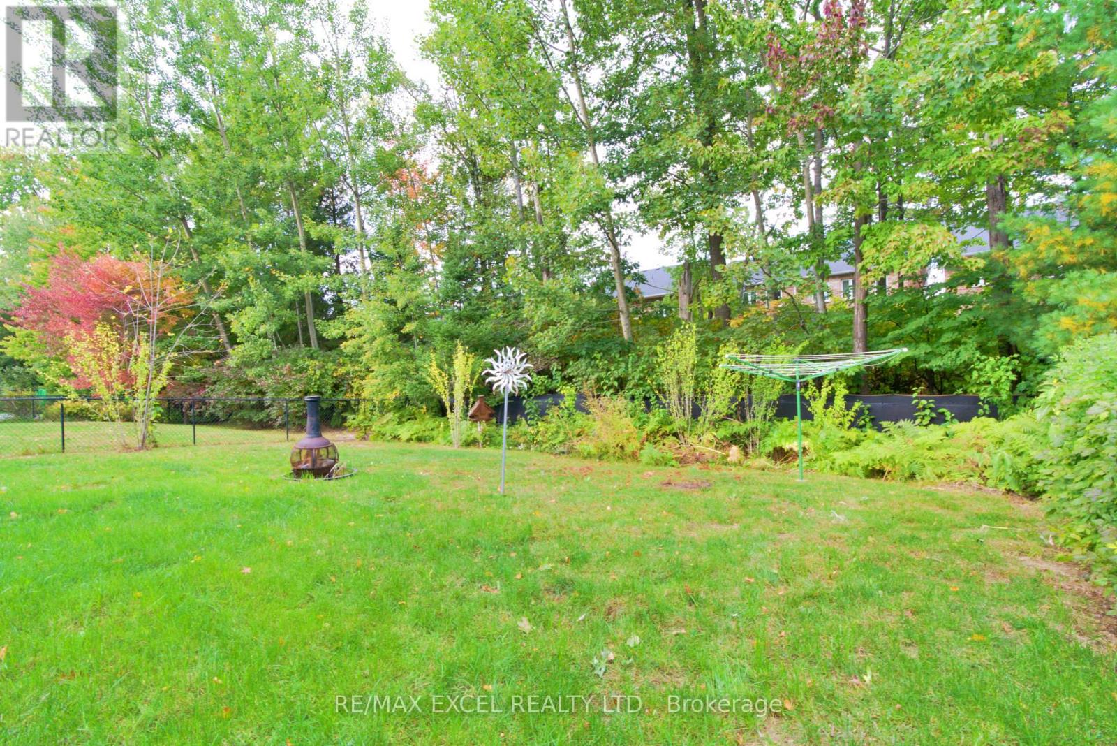 12 Cardinal Way Property Photo 23