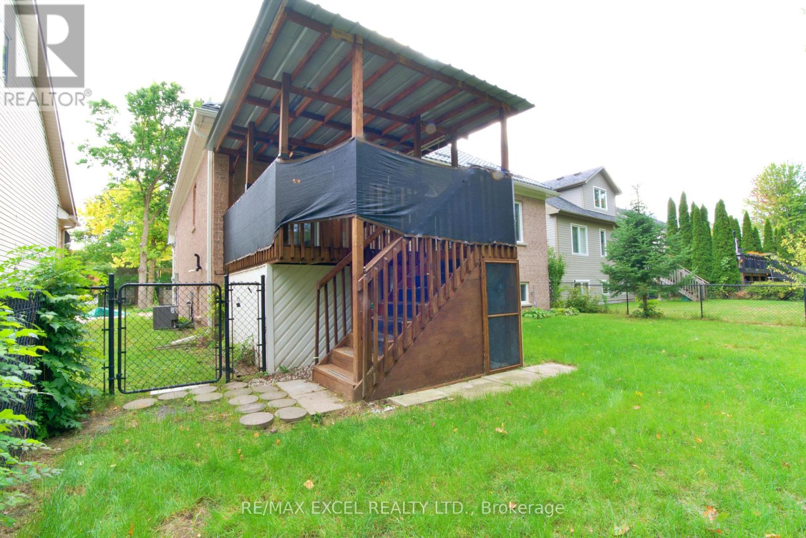 12 Cardinal Way Property Photo 28