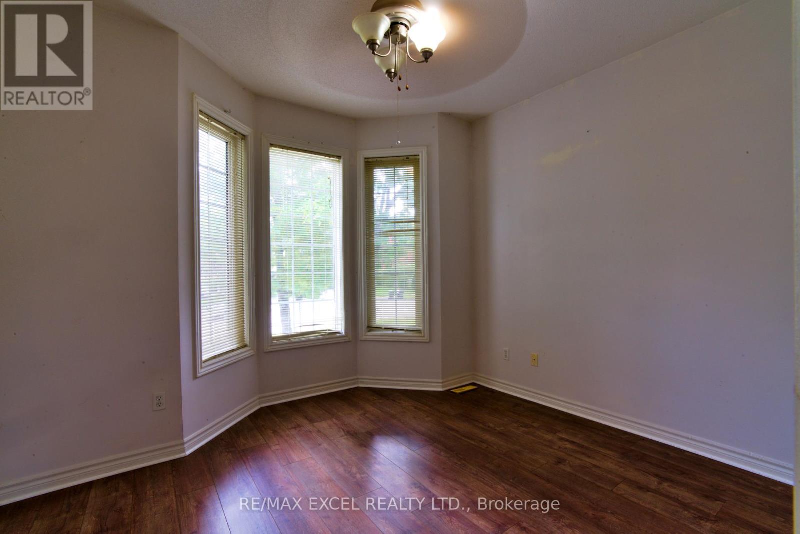 12 Cardinal Way Property Photo 29