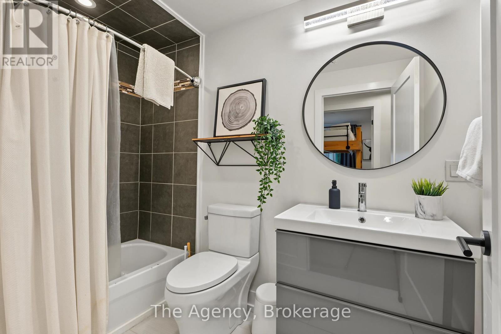 645 Mountain Road Property Photo 11