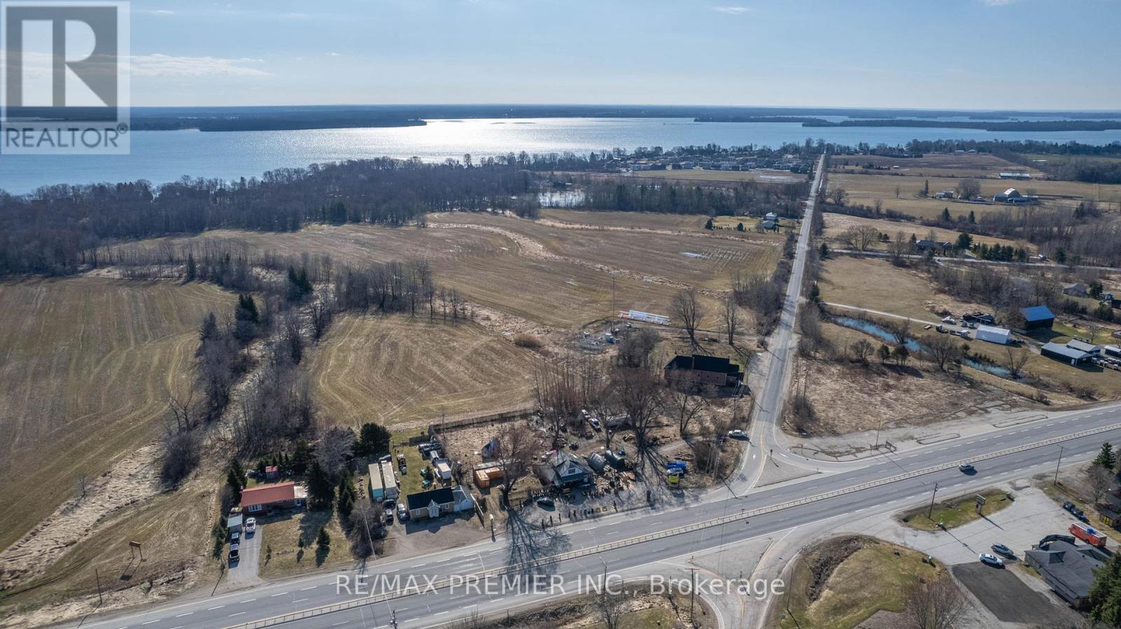8665 Hwy 11 Property Photo 1