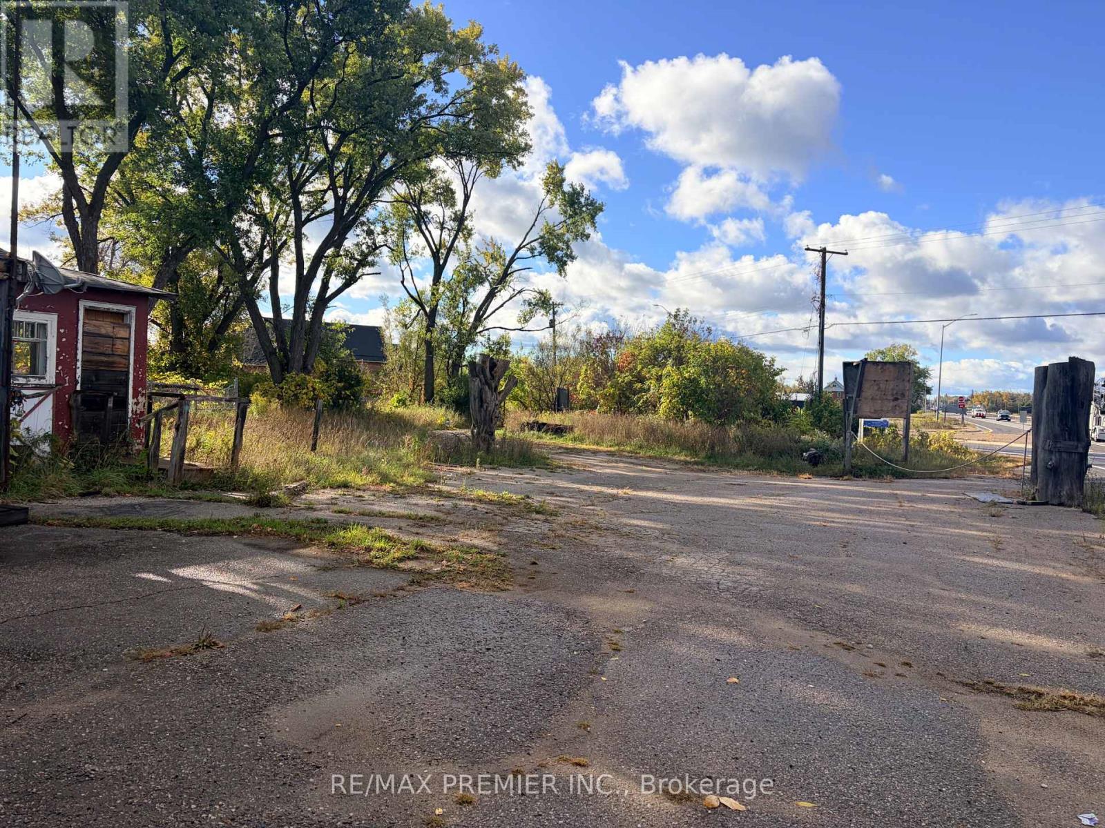 8665 Hwy 11 Property Photo 8