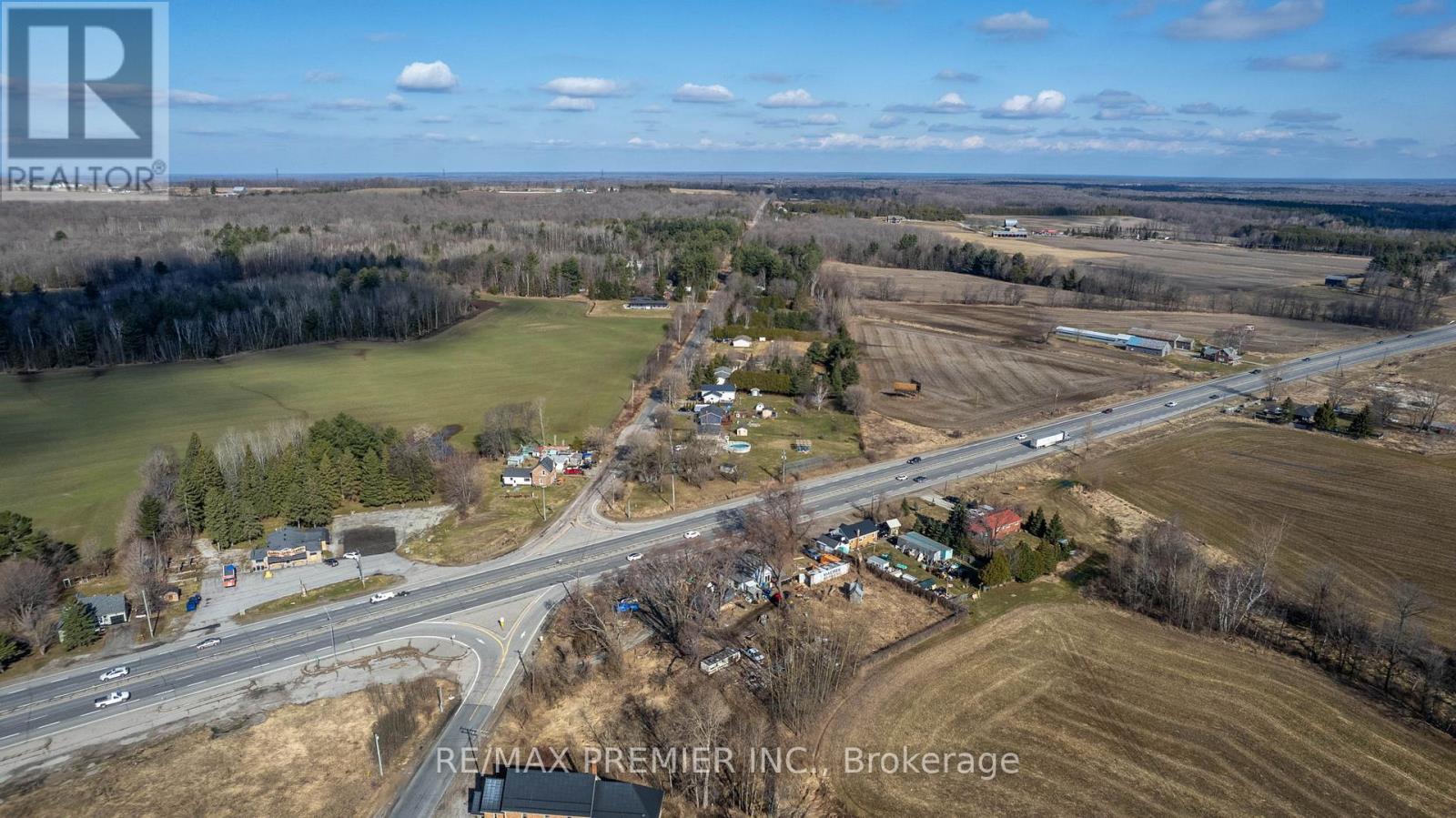 8665 Hwy 11 Property Photo 13