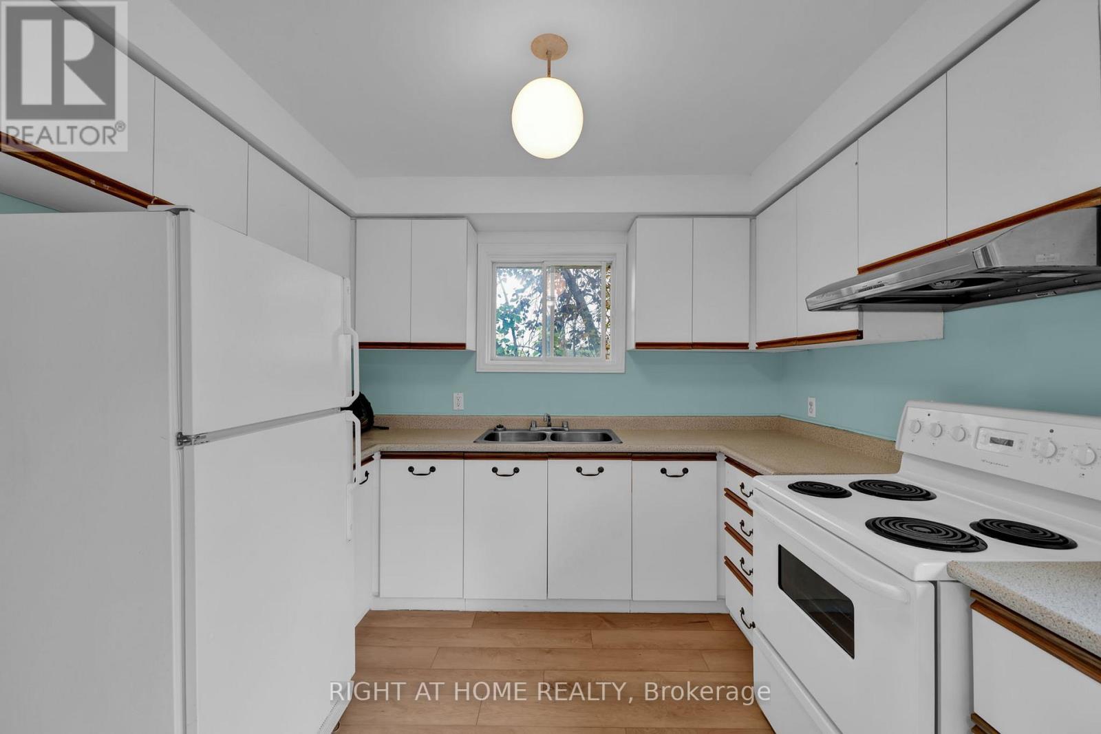 138 45th Street N Property Photo 6