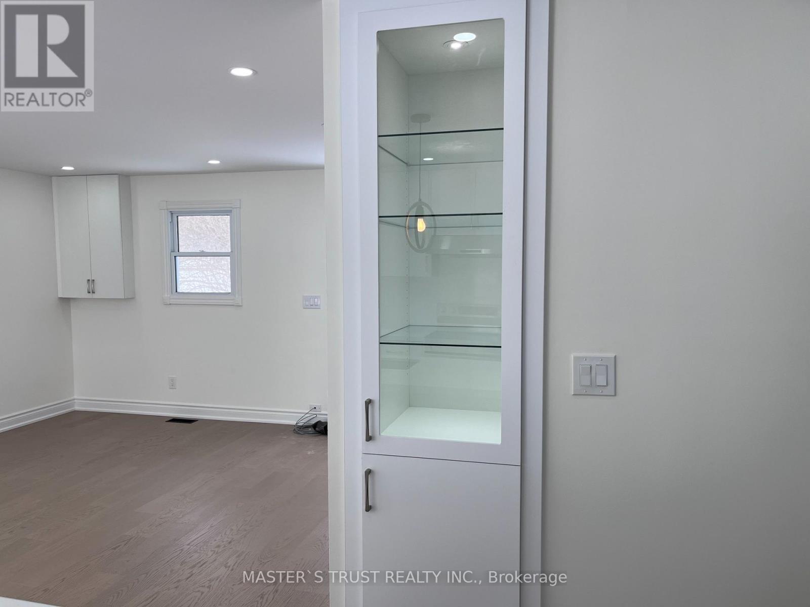 3965 Hilltop Road Property Photo 11