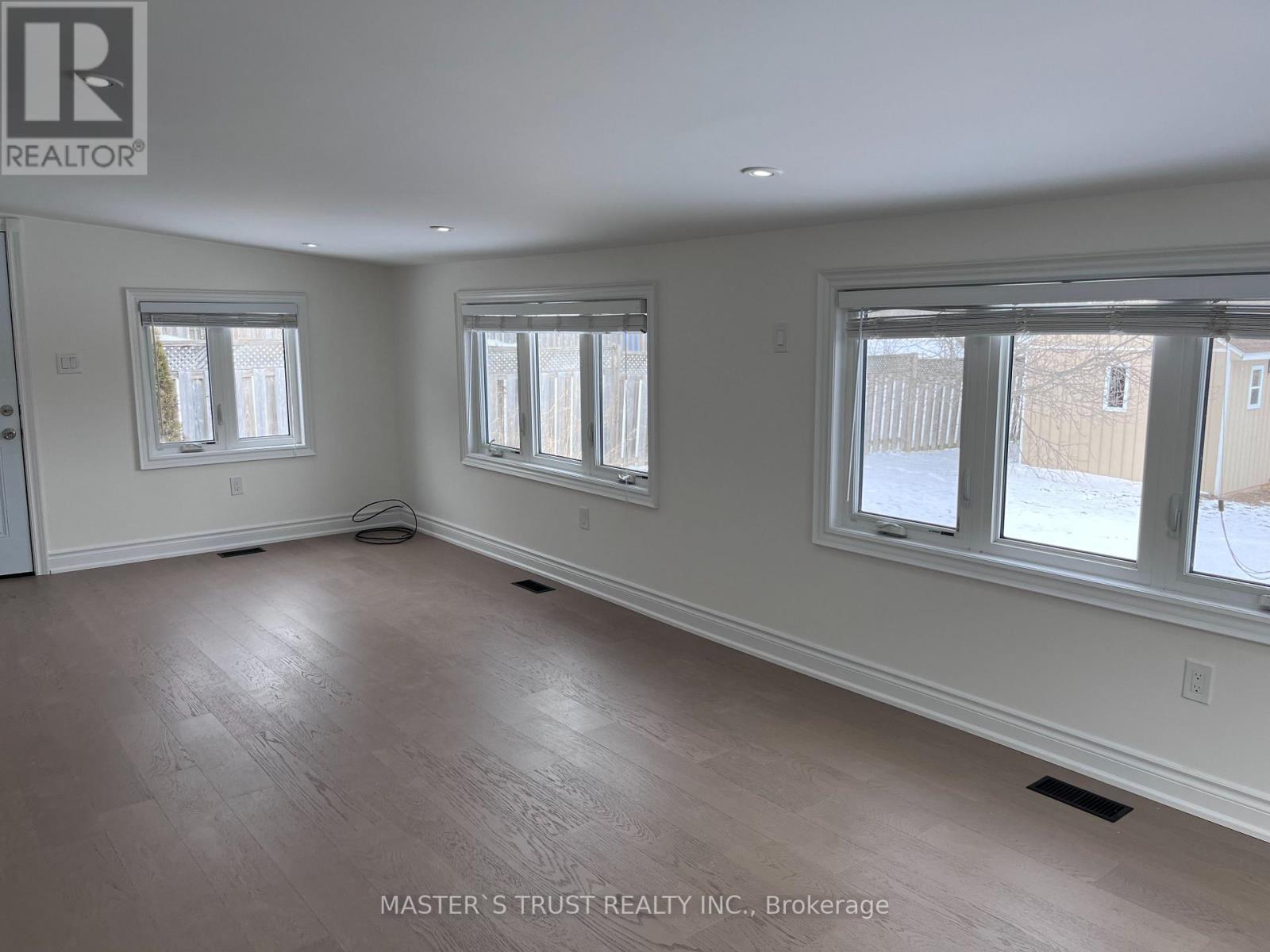 3965 Hilltop Road Property Photo 27