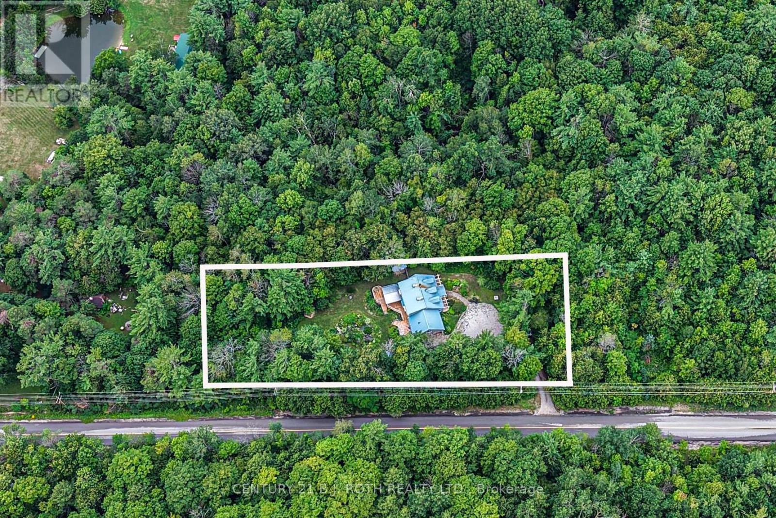 652 Warminster Side Road Property Photo 2