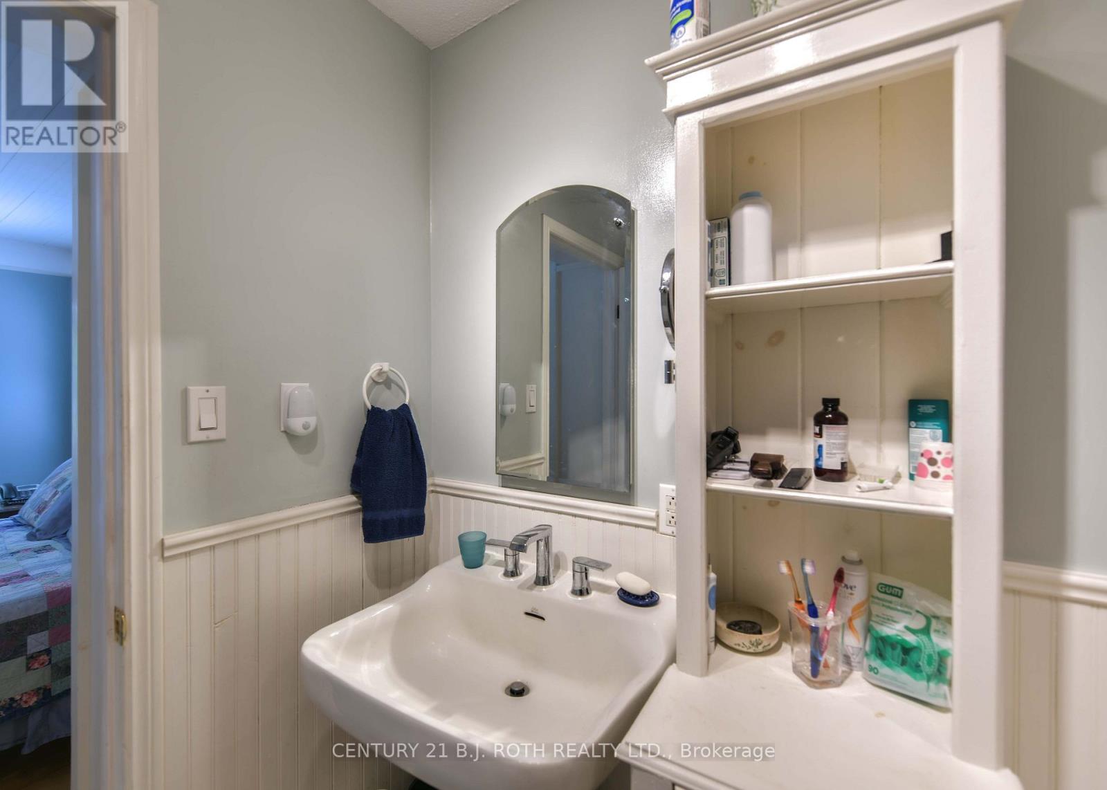 652 Warminster Side Road Property Photo 22