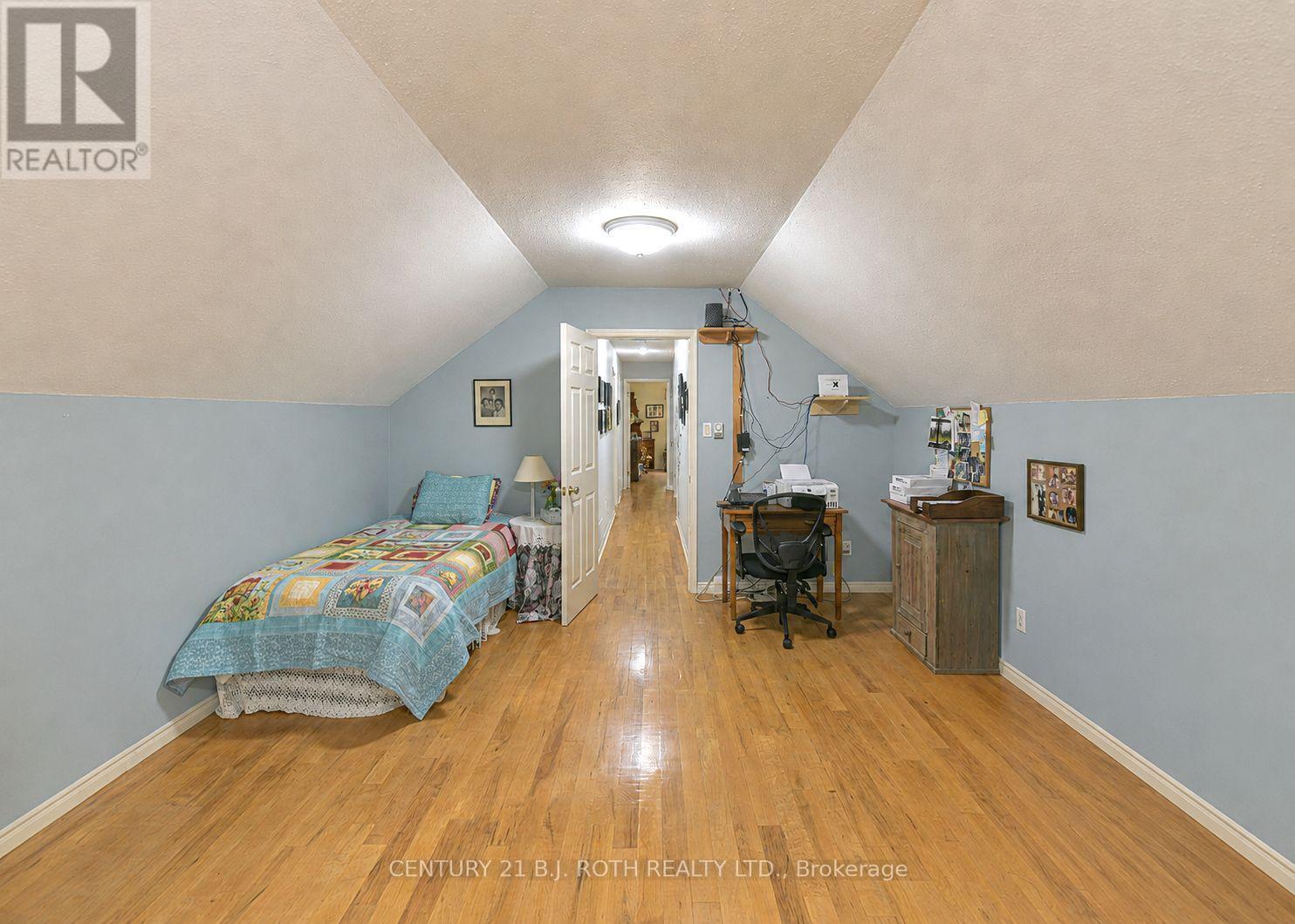 652 Warminster Side Road Property Photo 28