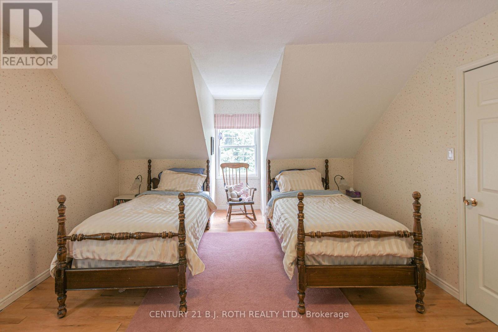 652 Warminster Side Road Property Photo 32