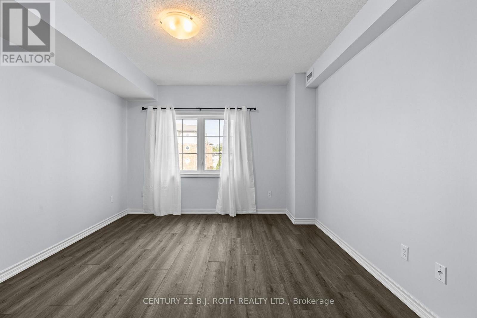 303 - 41 Ferndale Drive S Property Photo 11