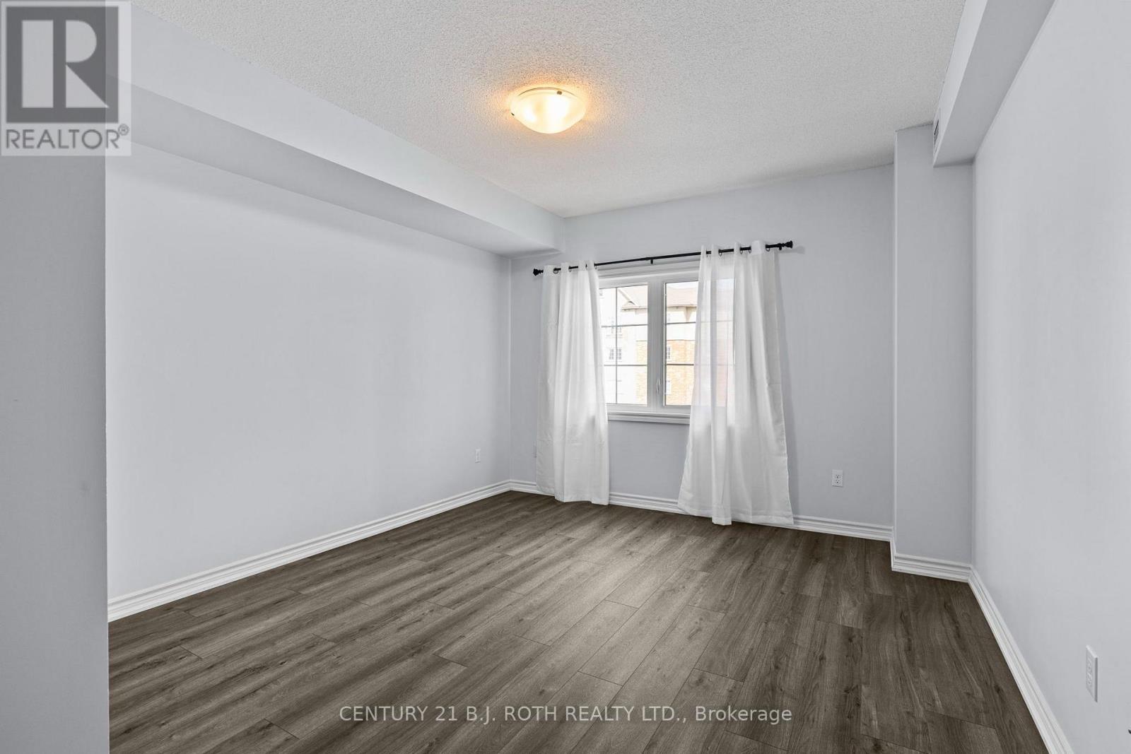 303 - 41 Ferndale Drive S Property Photo 12