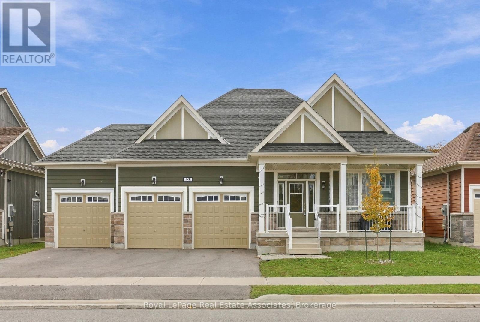 93 Village Gate Drive Property Photo 3