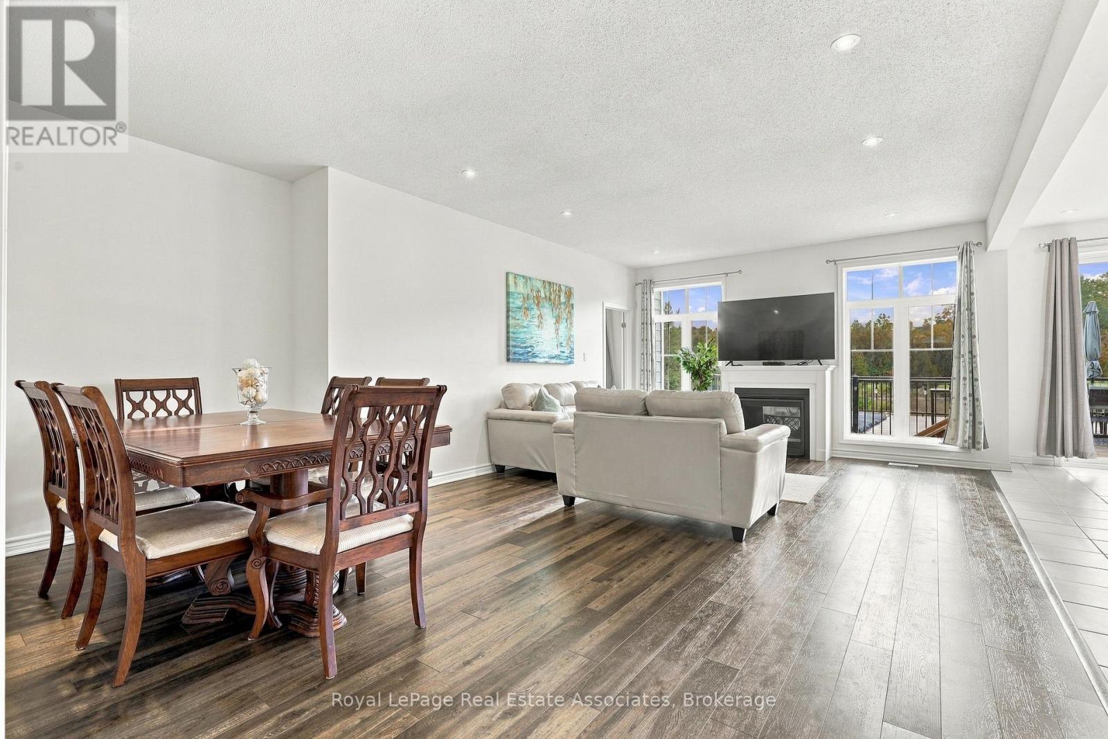93 Village Gate Drive Property Photo 17