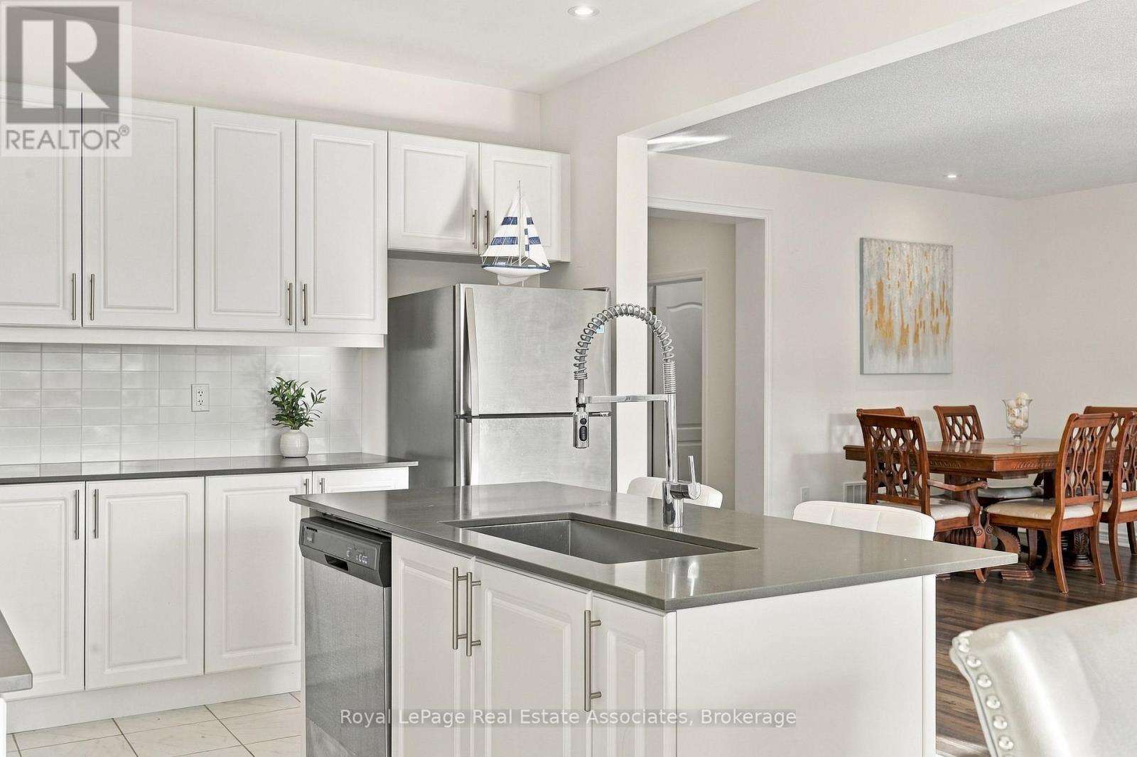 93 Village Gate Drive Property Photo 21