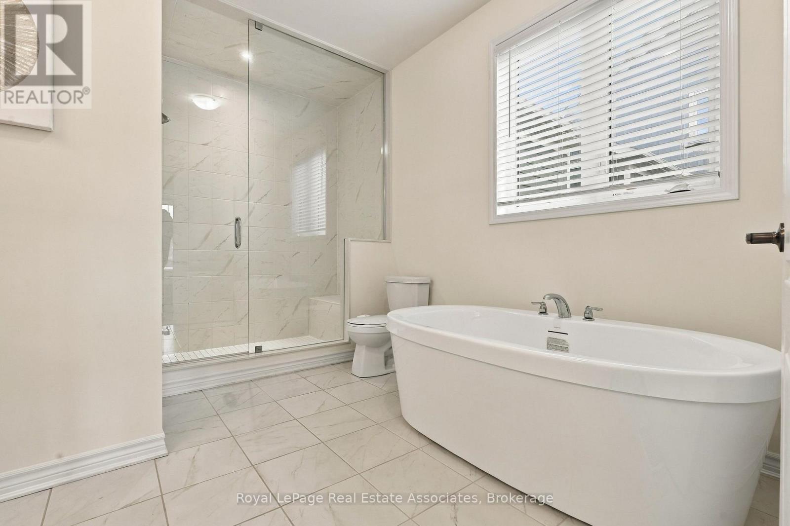 93 Village Gate Drive Property Photo 27