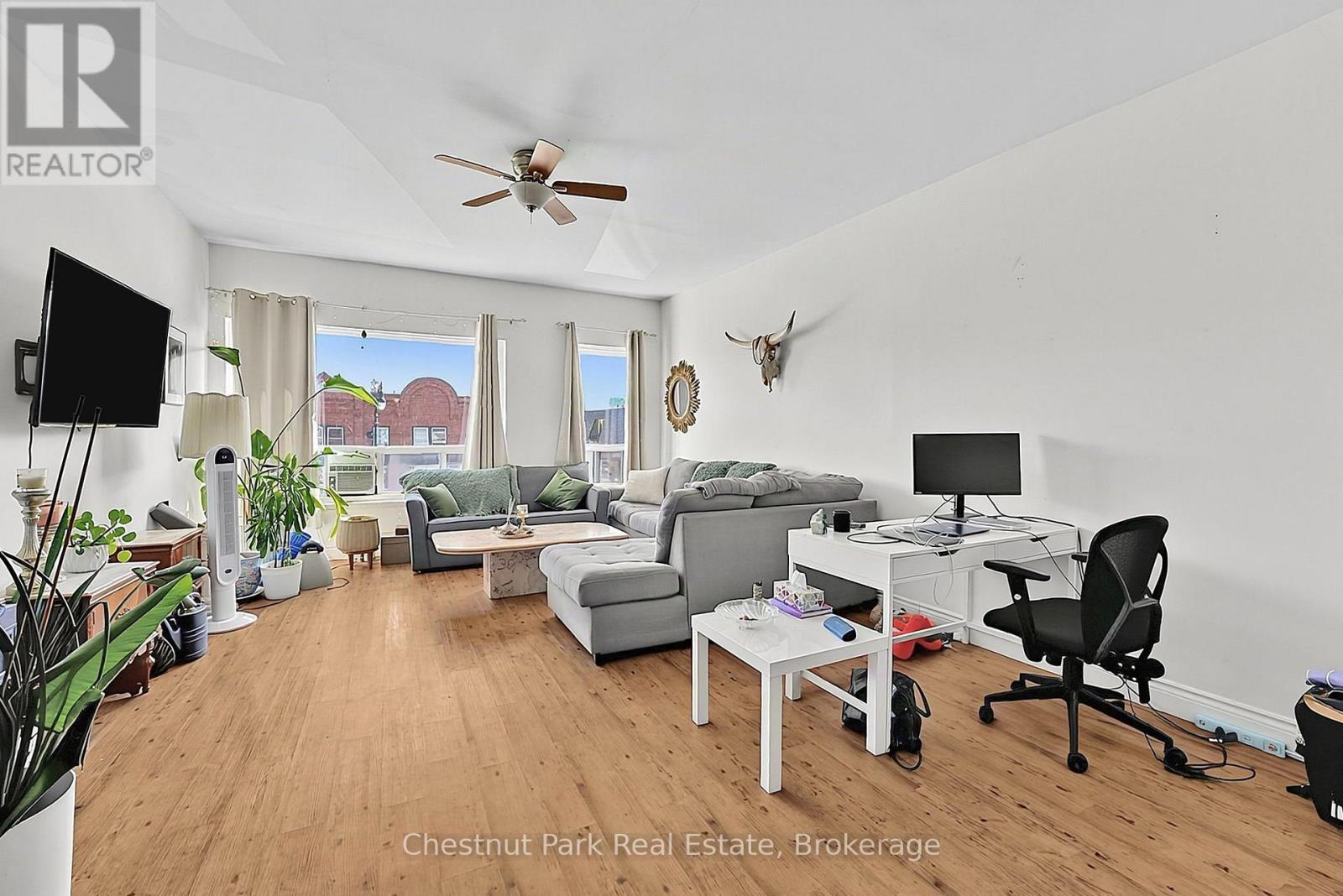 202-204-206 Hurontario Street Property Photo 35