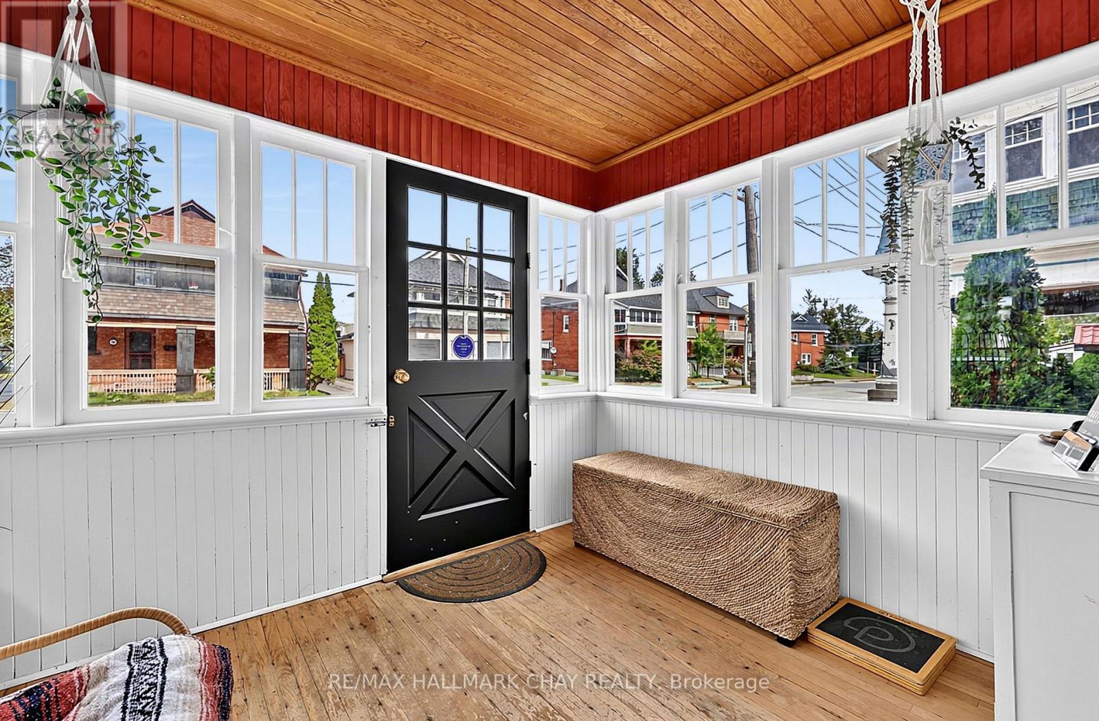 43 Brock Street Property Photo 5