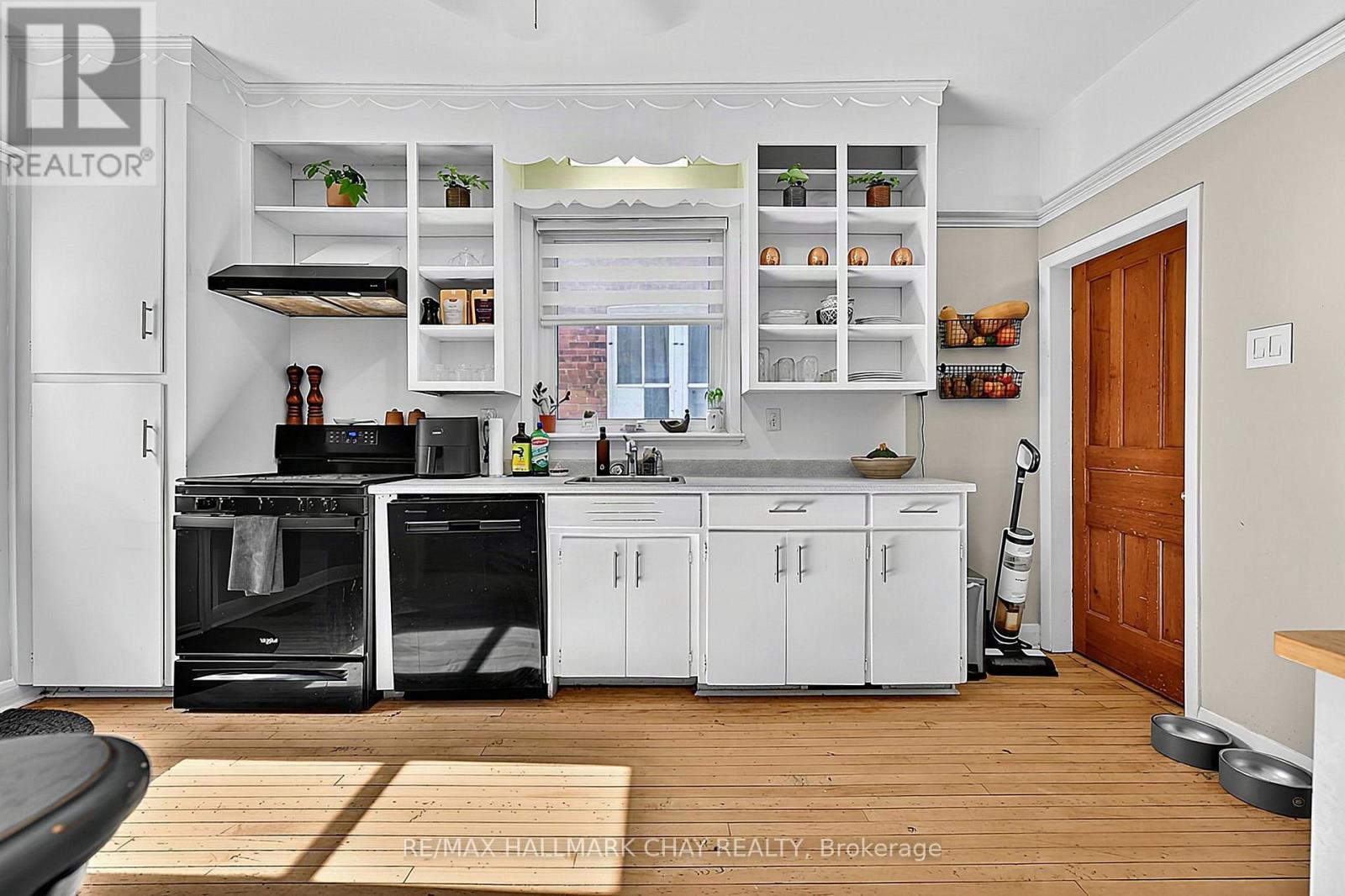 43 Brock Street Property Photo 13
