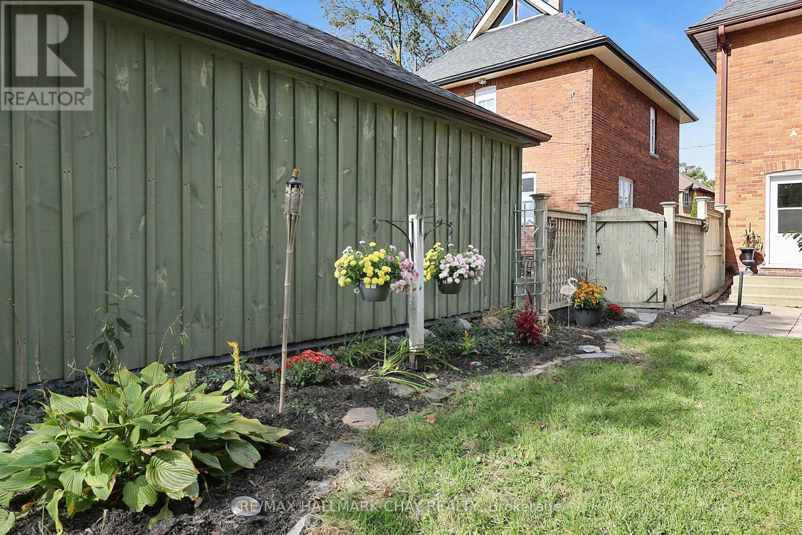 43 Brock Street Property Photo 32