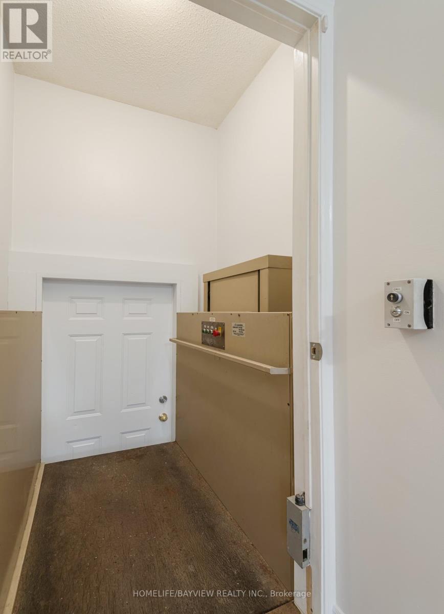 126 Raymond Crescent Property Photo 14