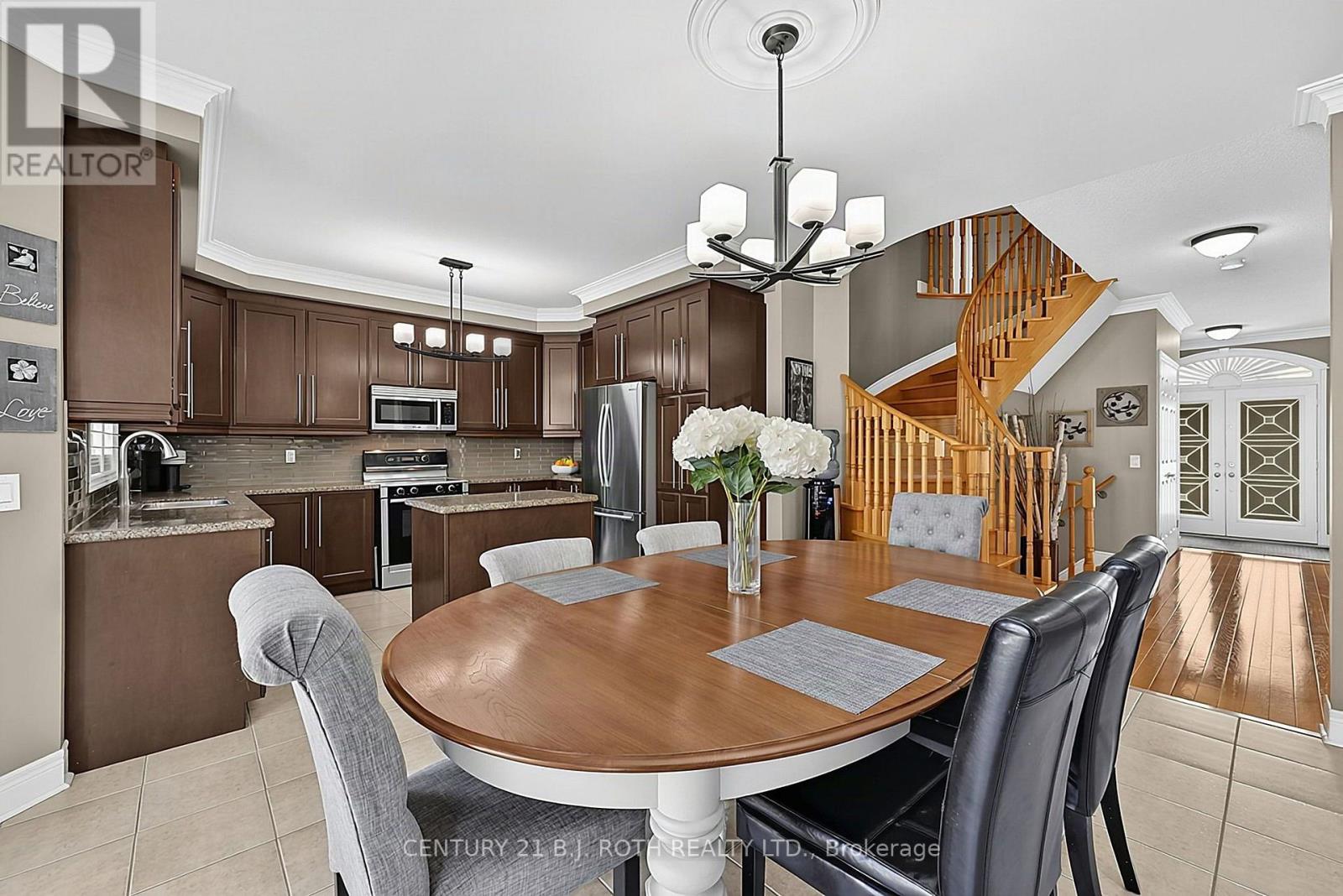 81 Royal Park Boulevard Property Photo 15
