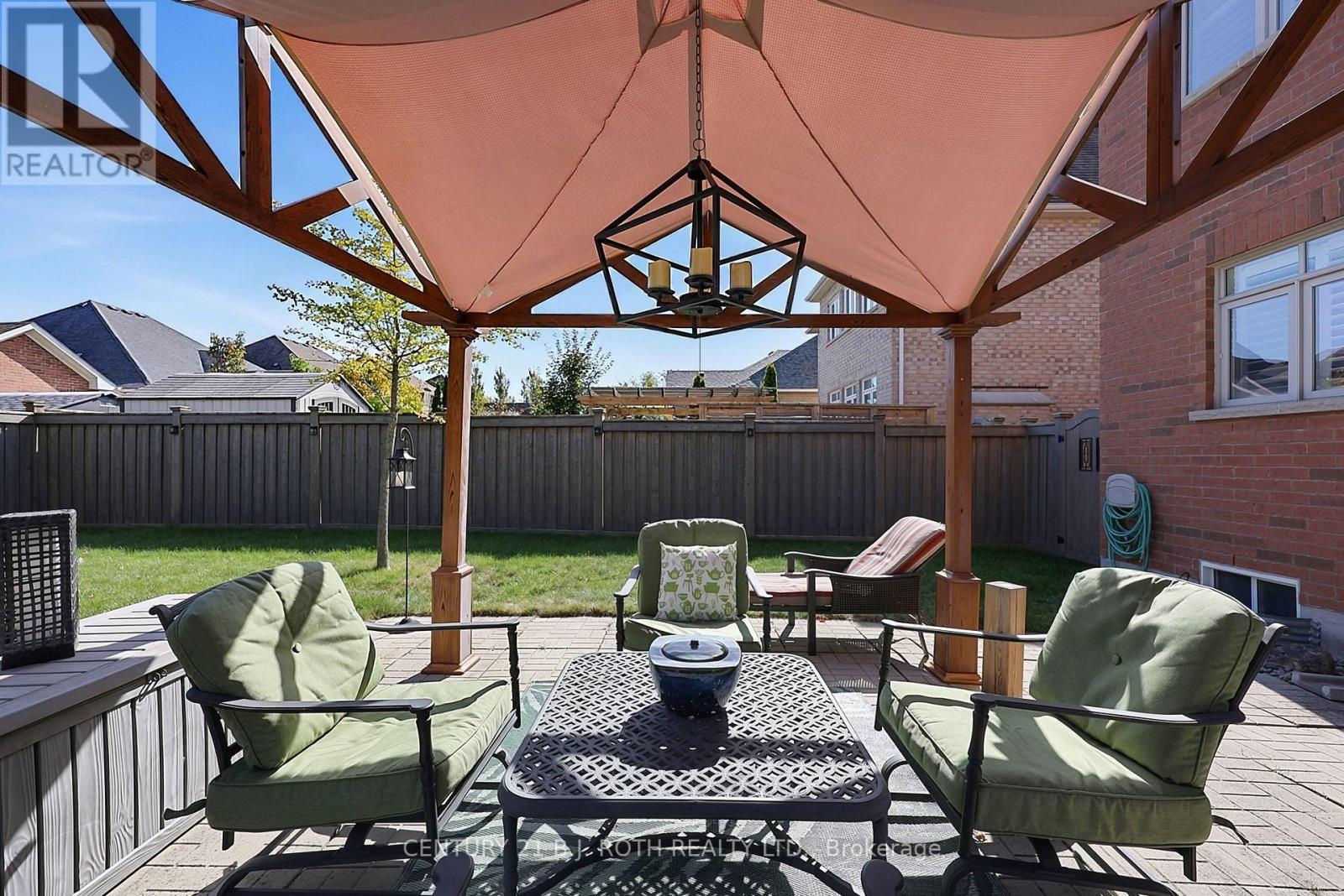 81 Royal Park Boulevard Property Photo 32