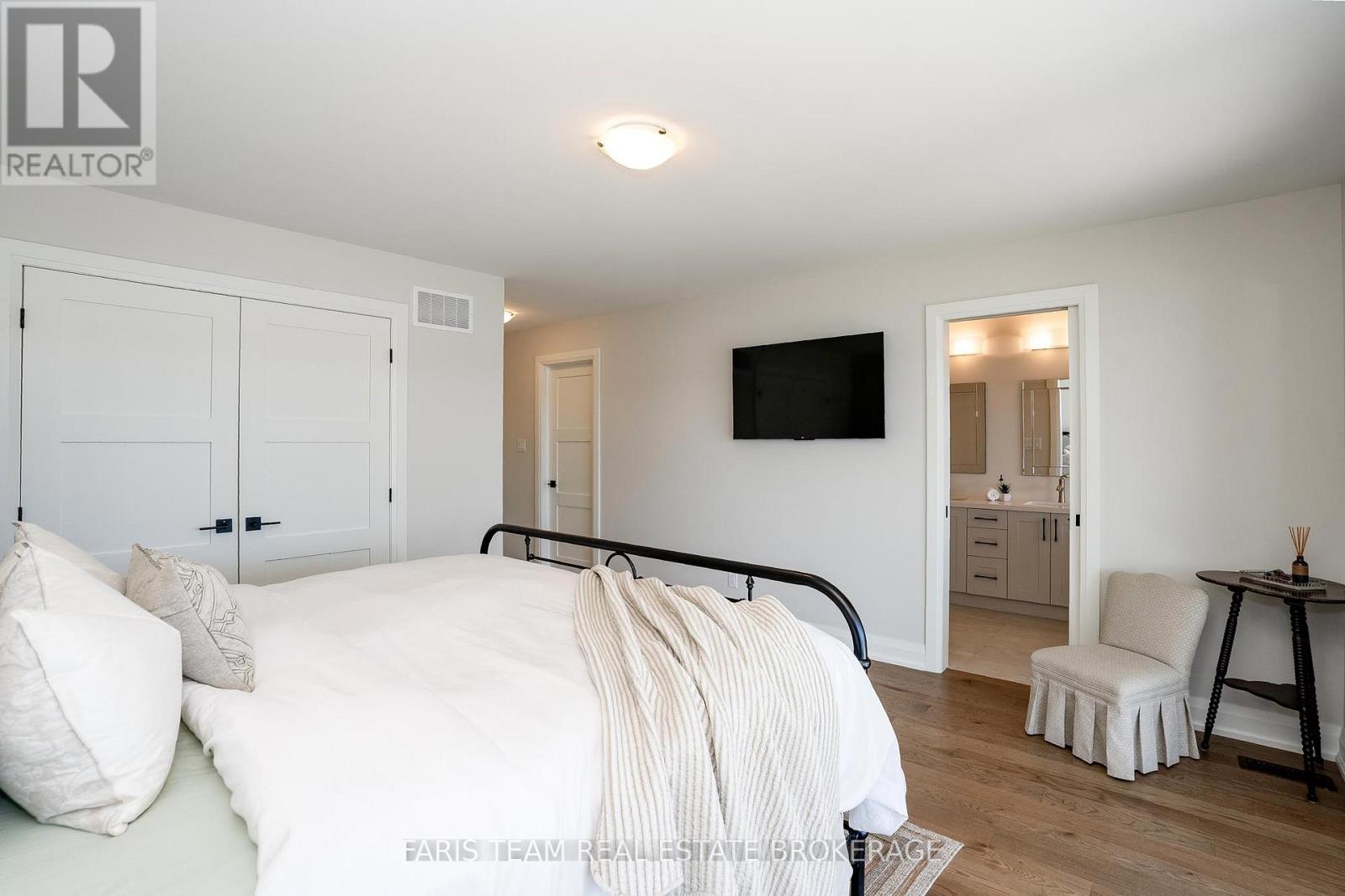 7 Dock Lane Property Photo 16
