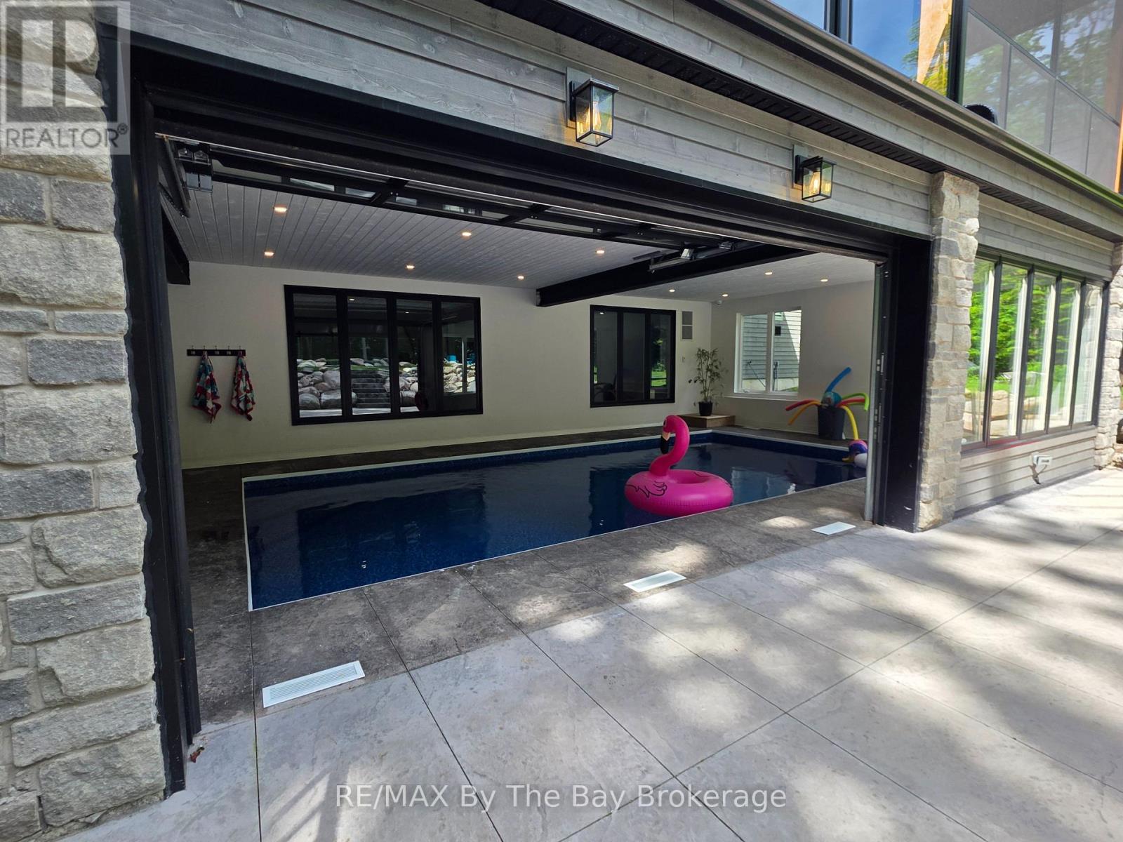 95 Spruce Street Property Photo 5