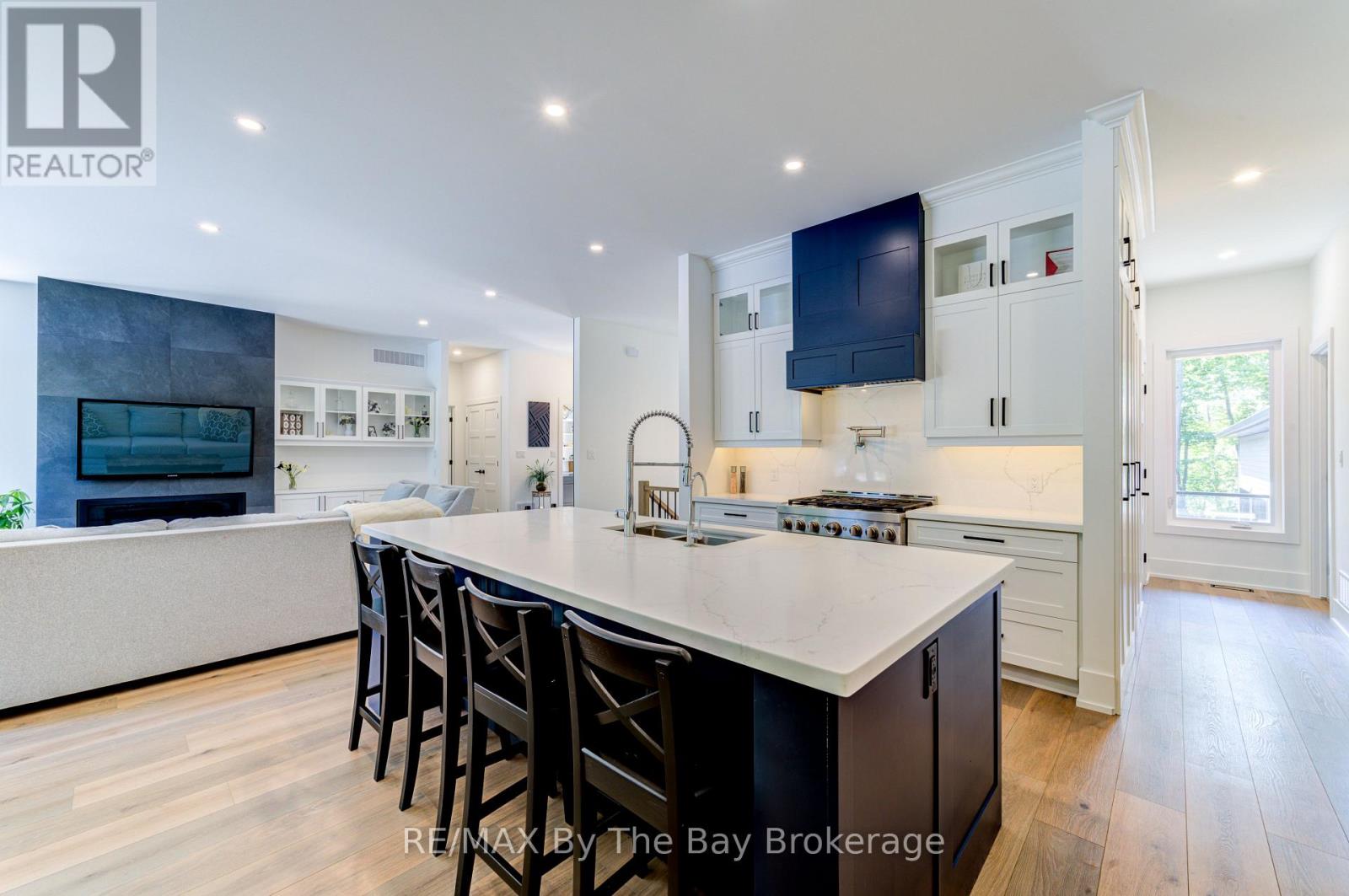 95 Spruce Street Property Photo 17