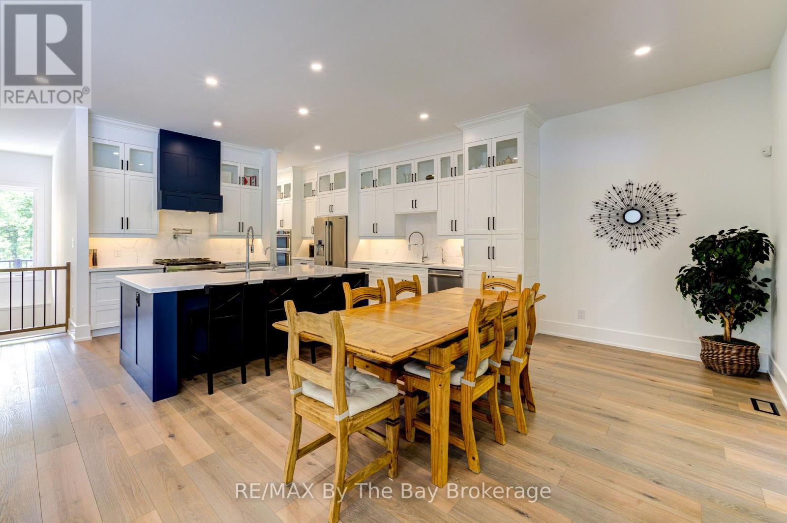 95 Spruce Street Property Photo 19