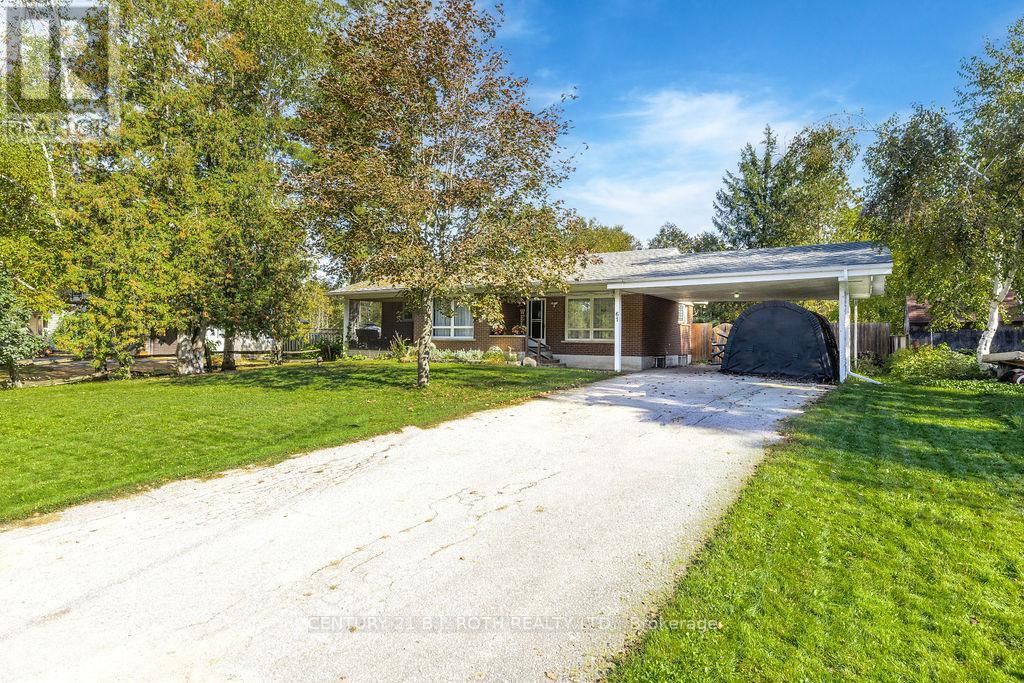 61 Ward Avenue Property Photo 1