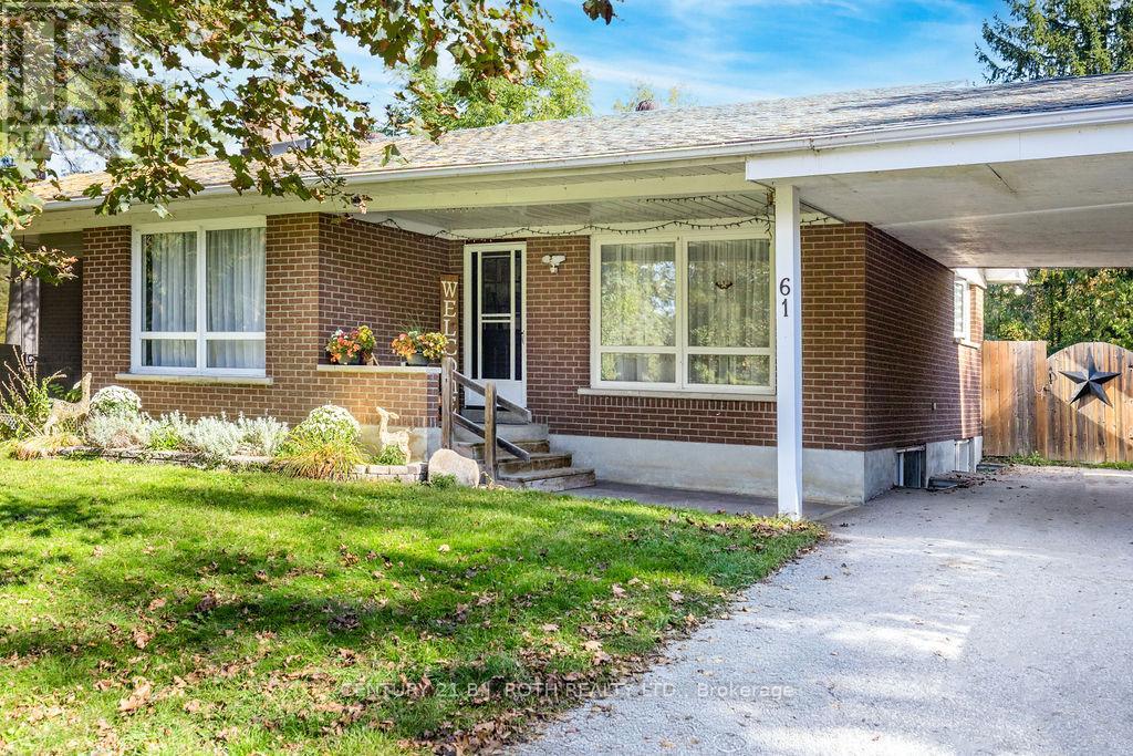 61 Ward Avenue Property Photo 3