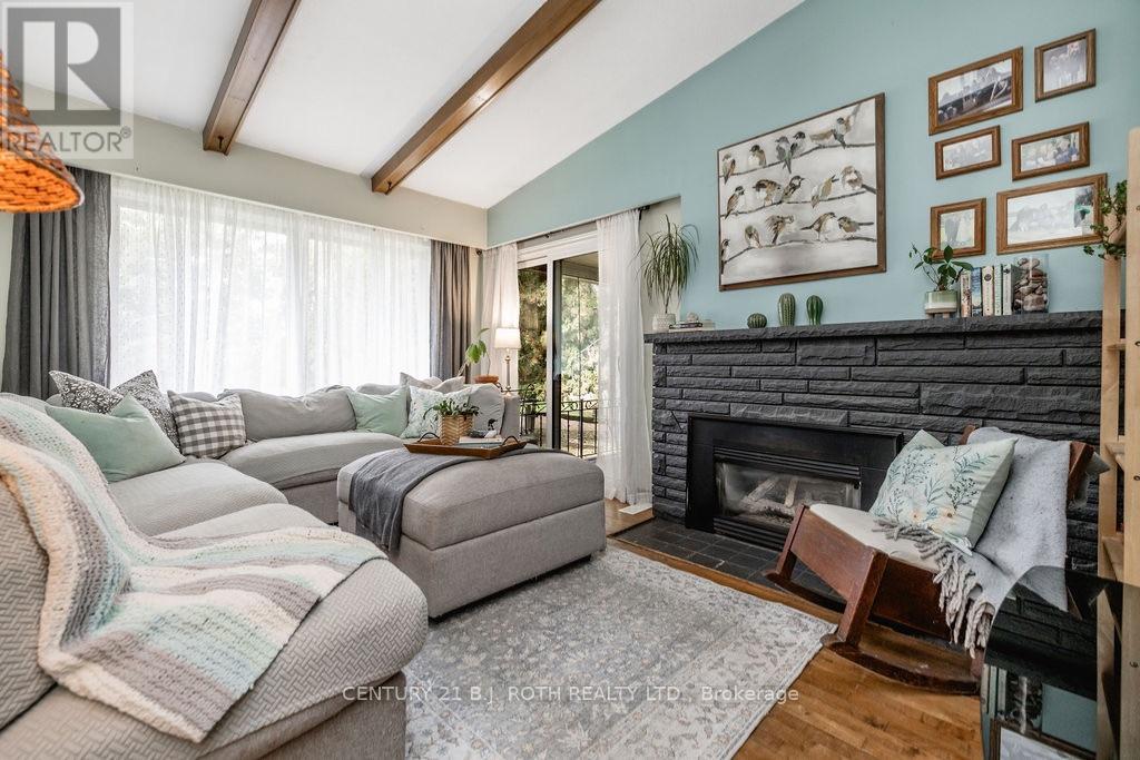 61 Ward Avenue Property Photo 11