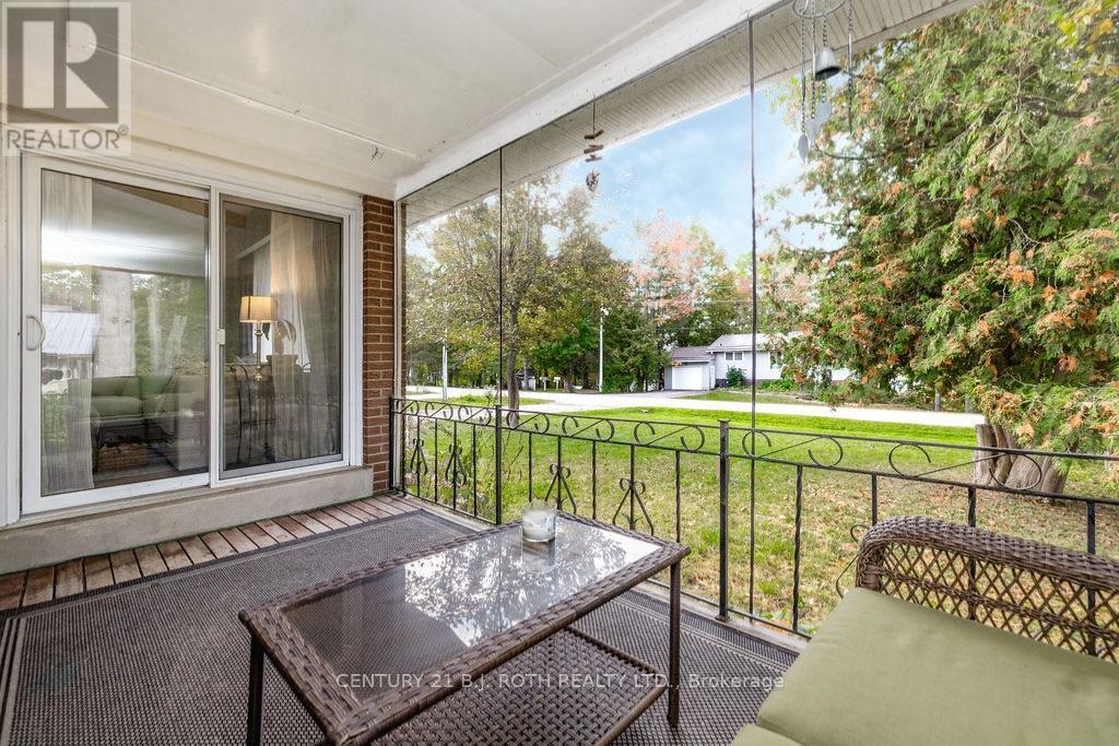 61 Ward Avenue Property Photo 14
