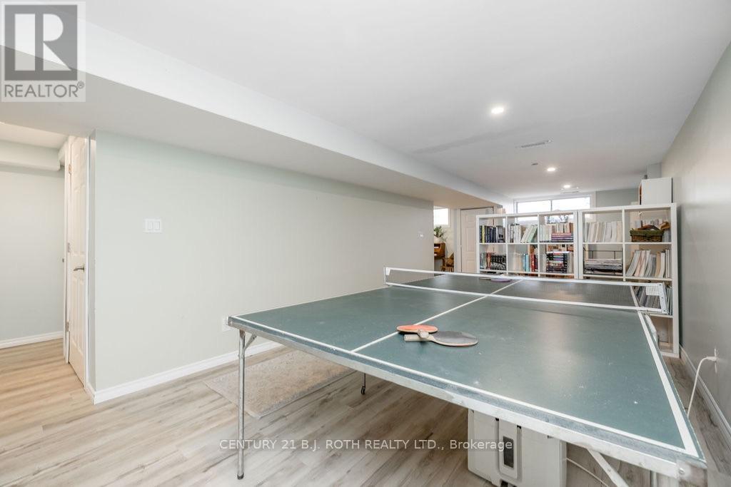 61 Ward Avenue Property Photo 27