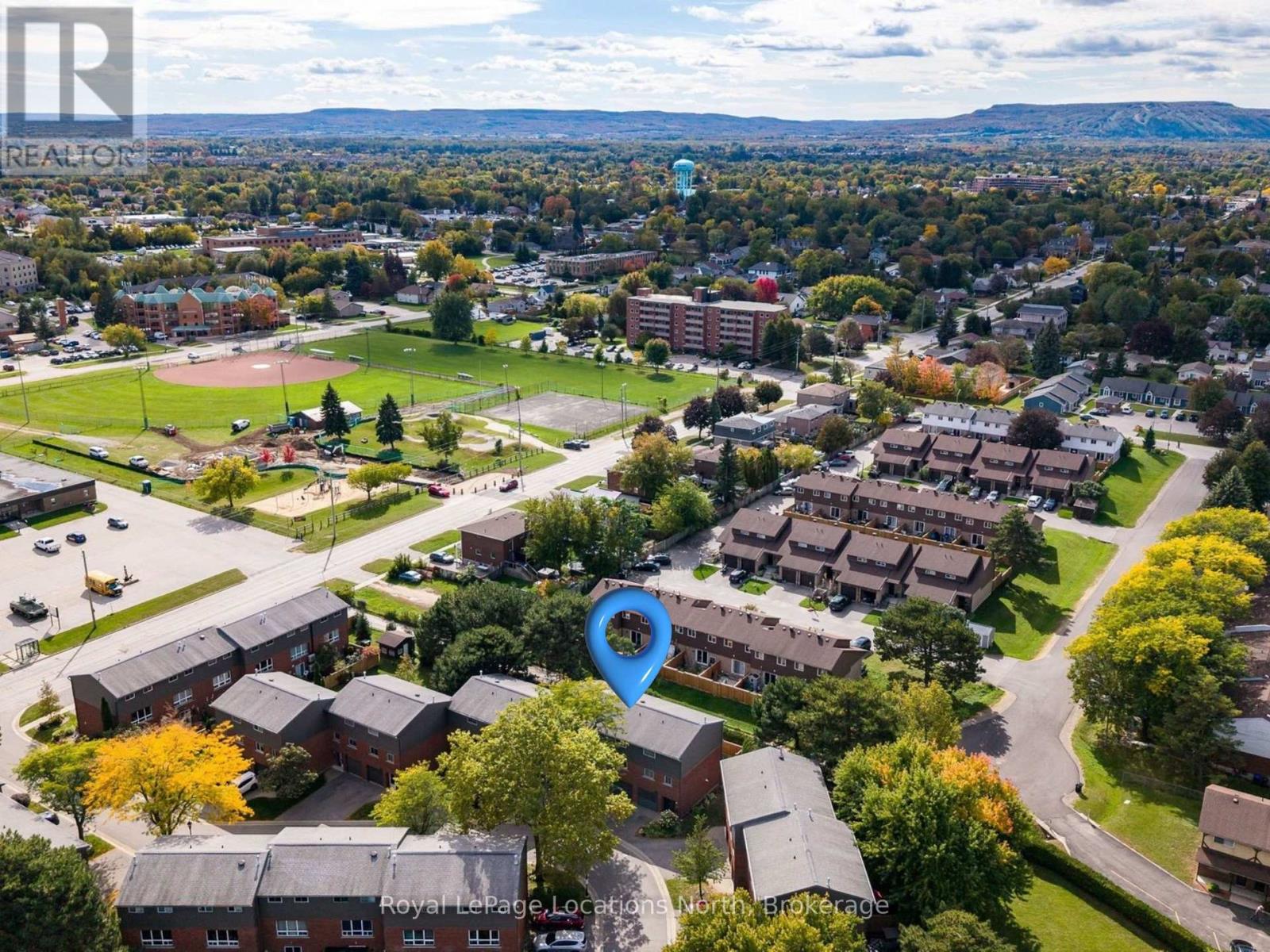 467 Ontario Street Property Photo 7