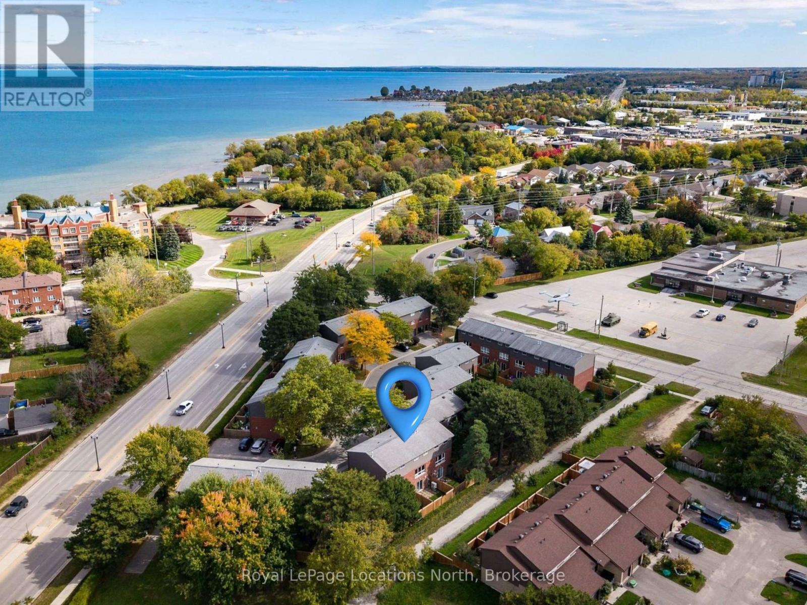 467 Ontario Street Property Photo 8