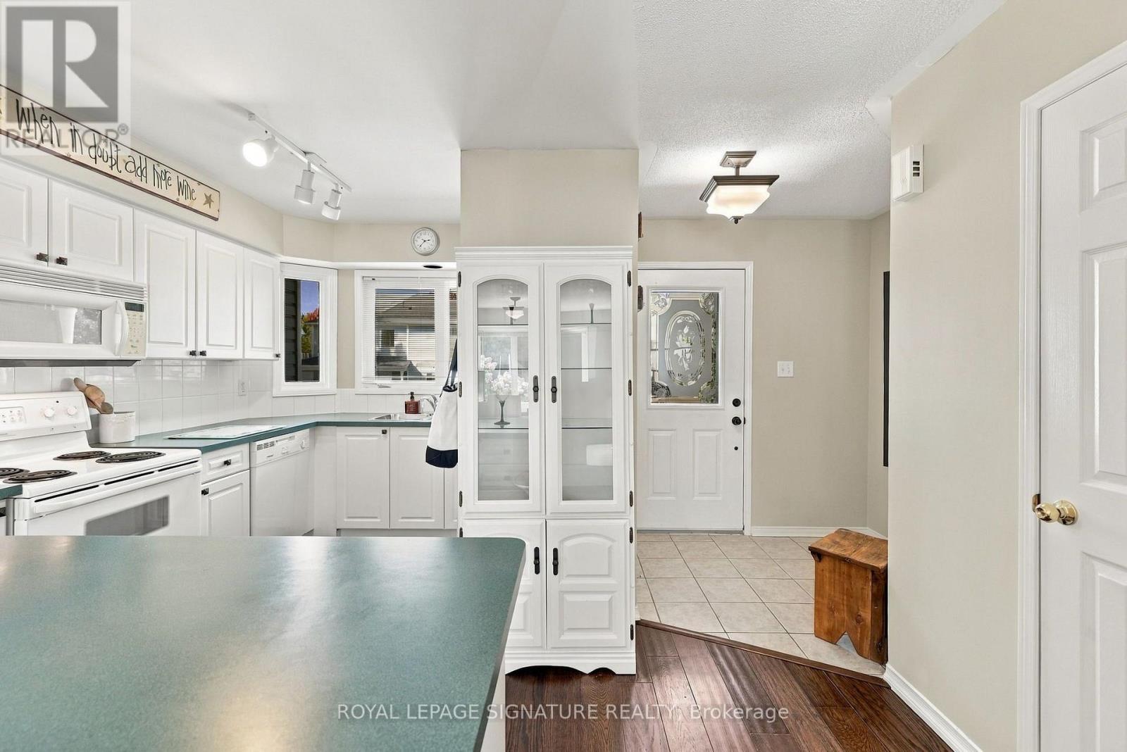 9 Valleymede Court Property Photo 6