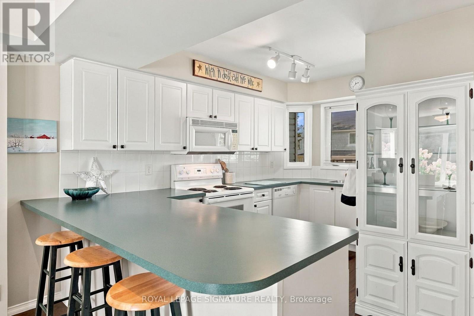 9 Valleymede Court Property Photo 7