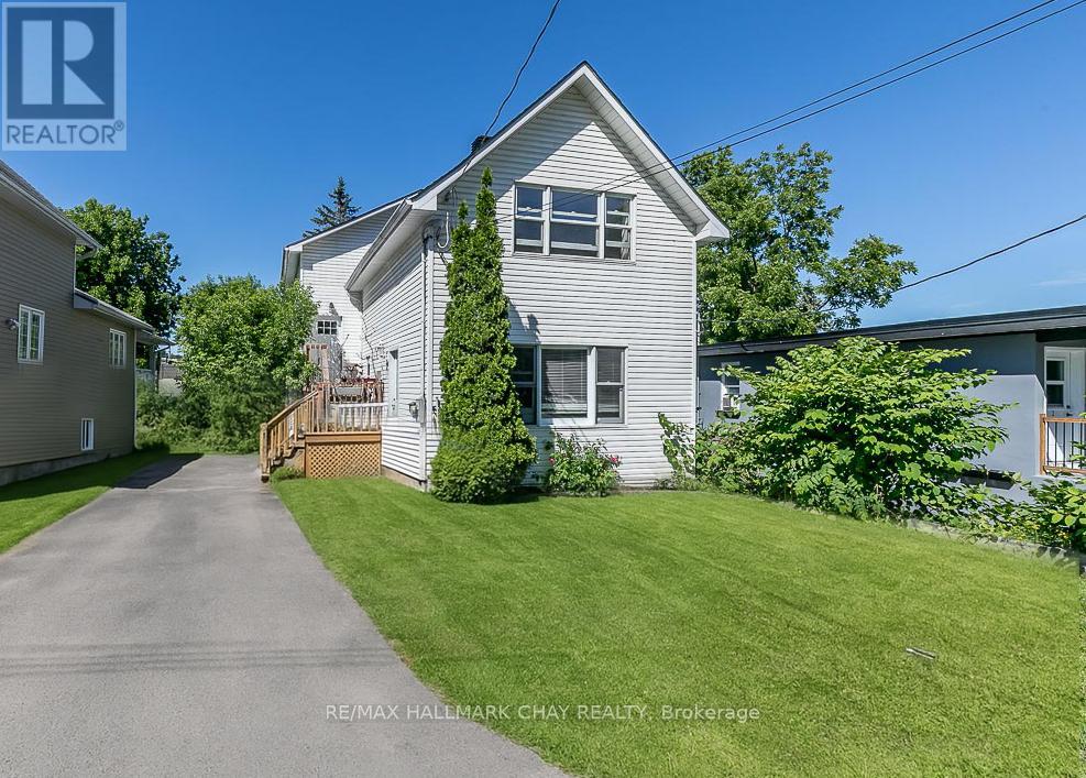 226 Queen Street Property Photo 1