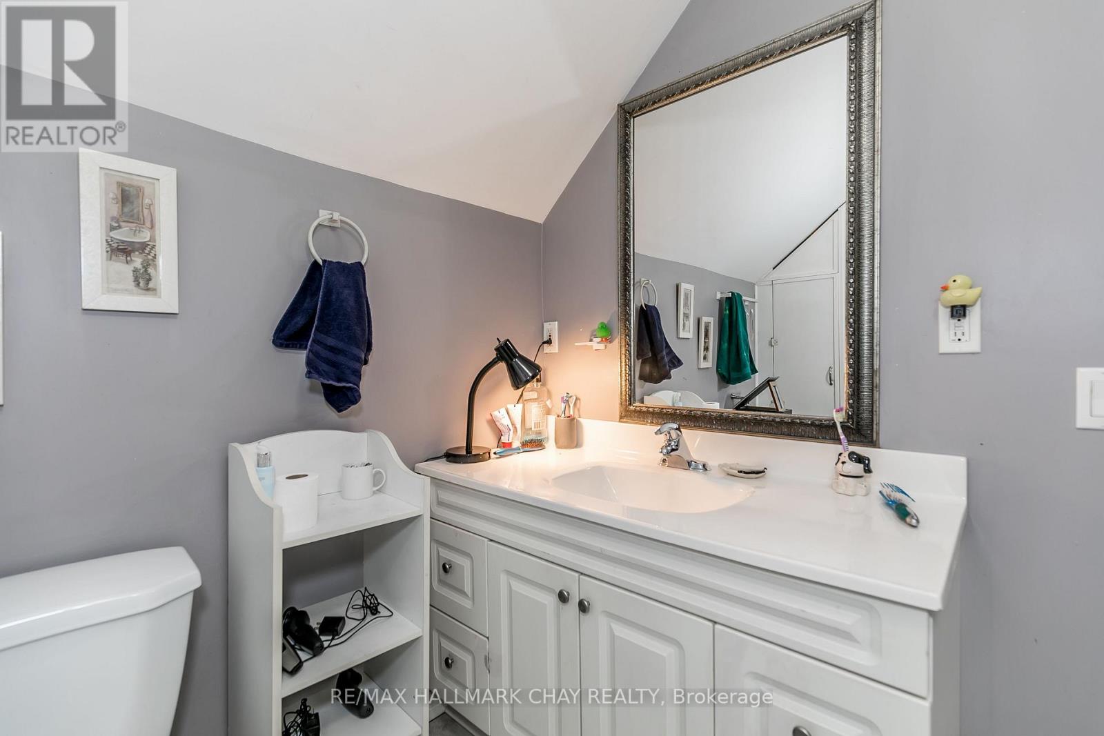 226 Queen Street Property Photo 30