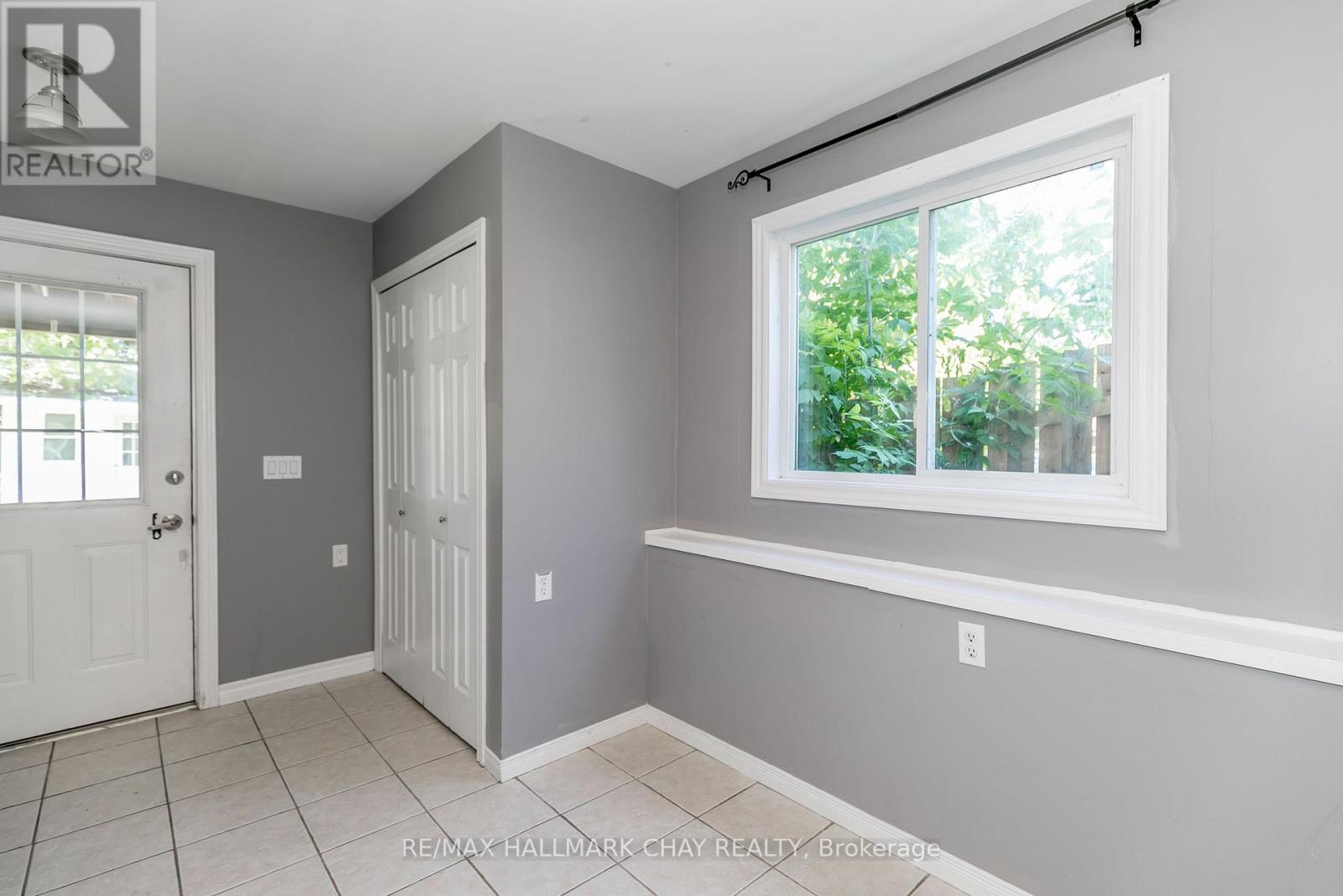 226 Queen Street Property Photo 40
