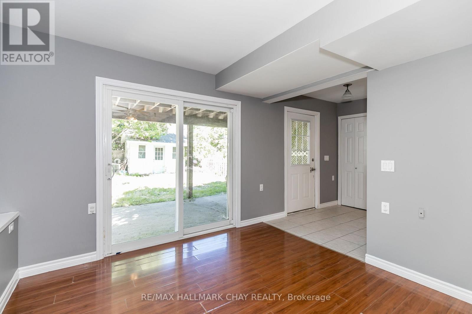226 Queen Street Property Photo 42