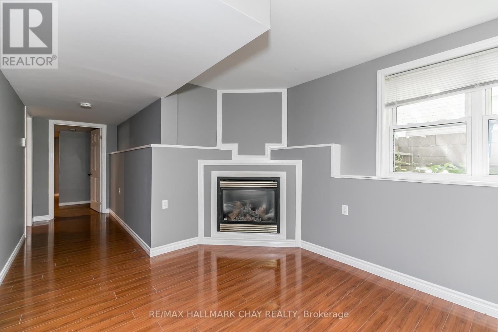 226 Queen Street Property Photo 44