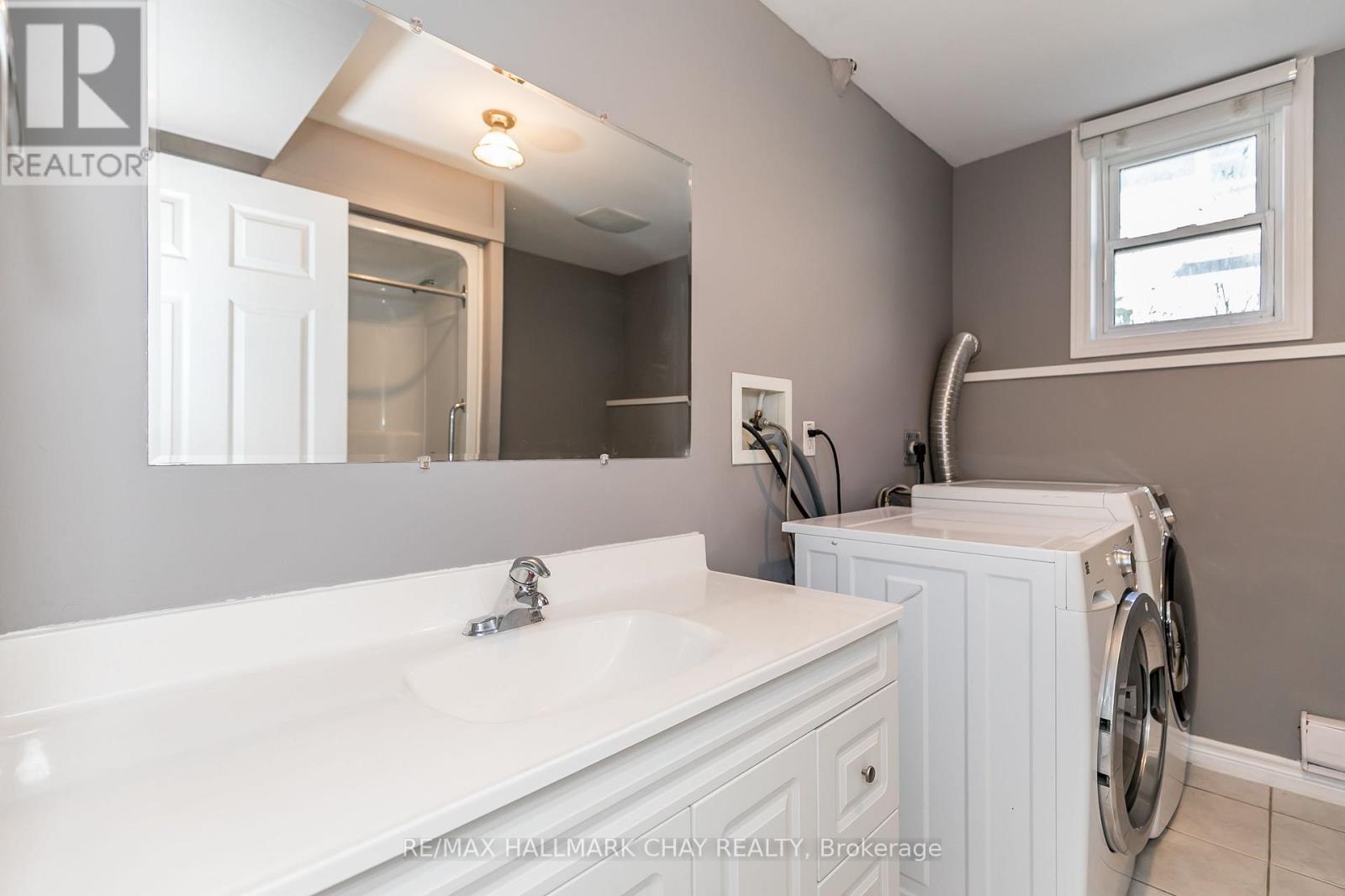 226 Queen Street Property Photo 46