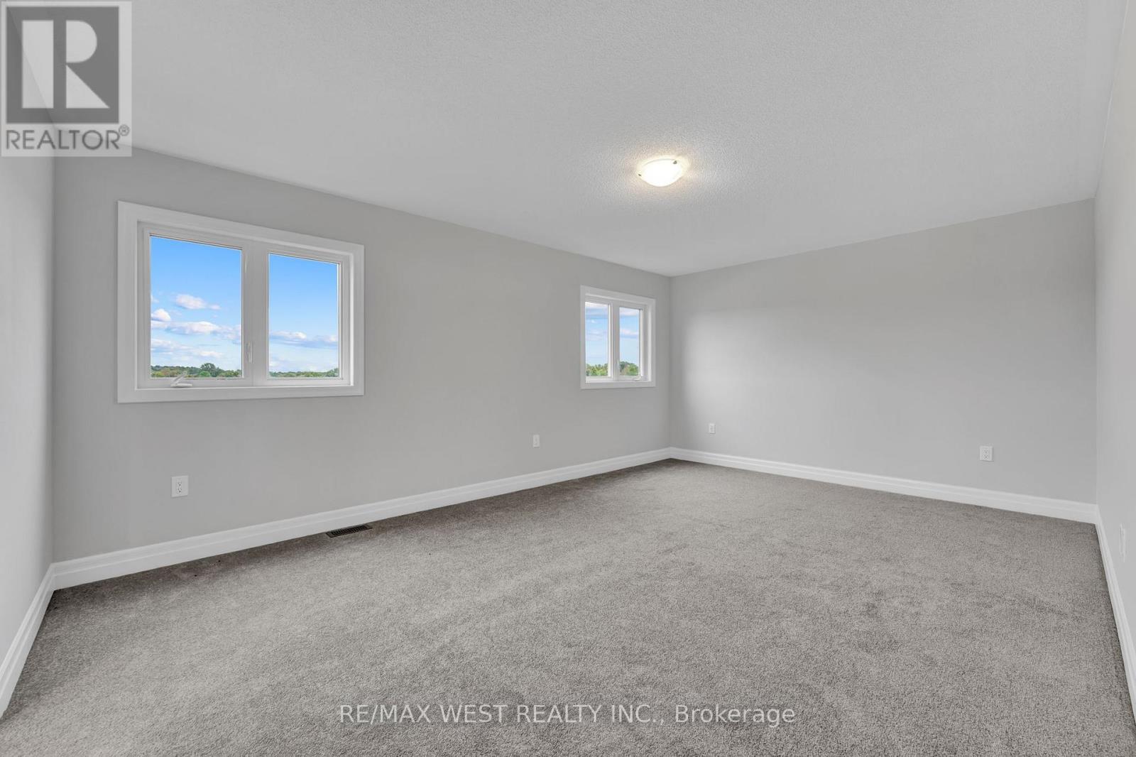 160 Union Boulevard Property Photo 25