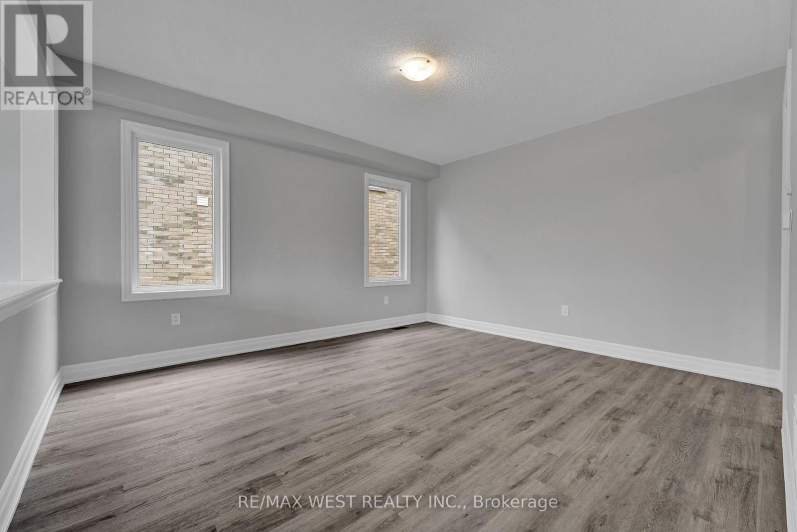 160 Union Boulevard Property Photo 30